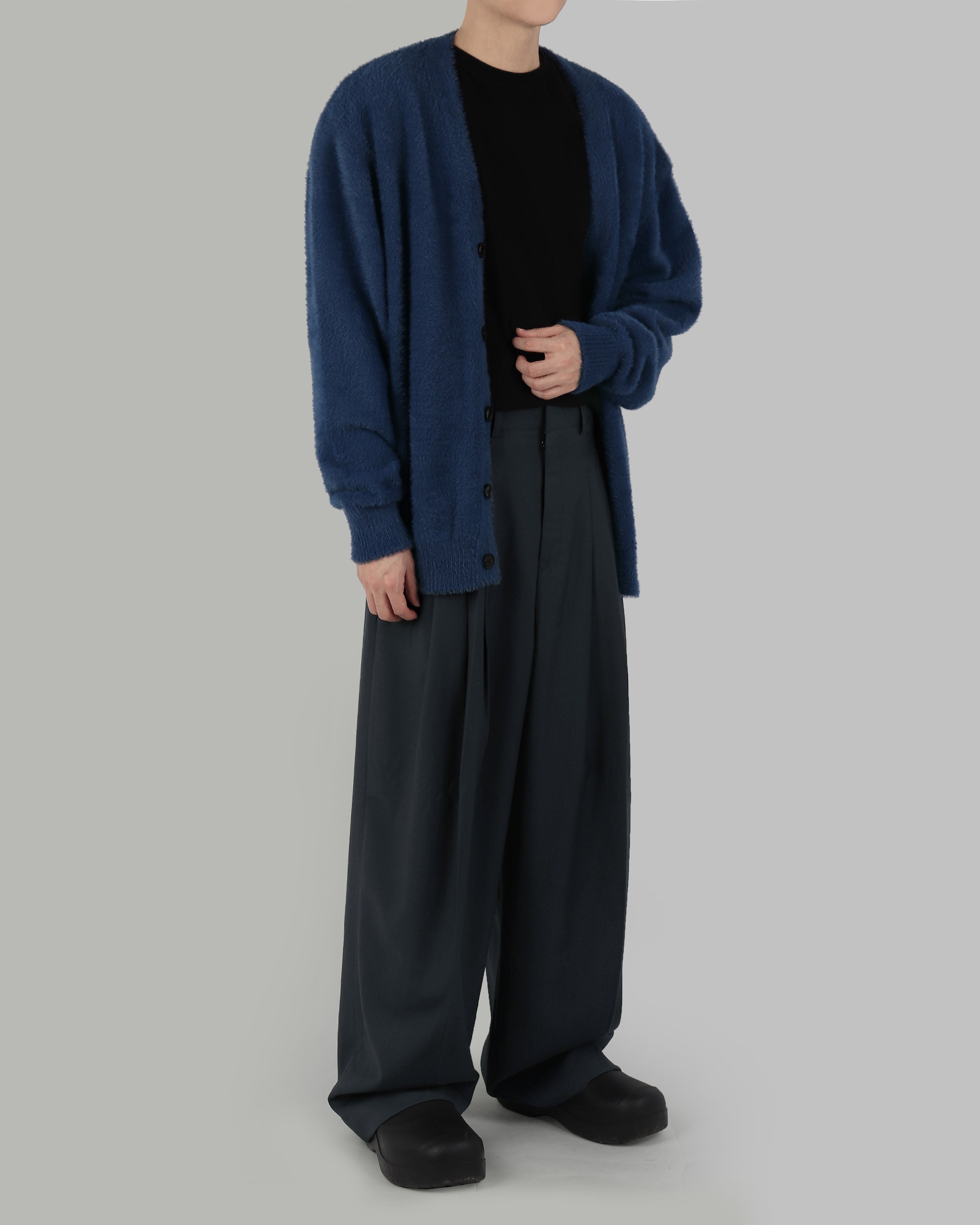 Multi tuck wide slacks