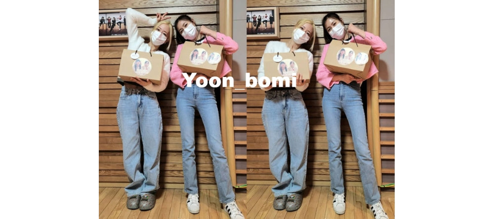 ACTRESS YOOSUN, WJSN YEON-JUNG, RED VELVET JOY, RAPPER JESSIE, MAMAMOO MOON-BYUL, GIRLFRIEND YERIN, MOMOLAND NANCY, IZ*ONE EUNBI, APINK BOMI WORN WIDE FIT LIGHT BLUE DENIM PANTS [6055]