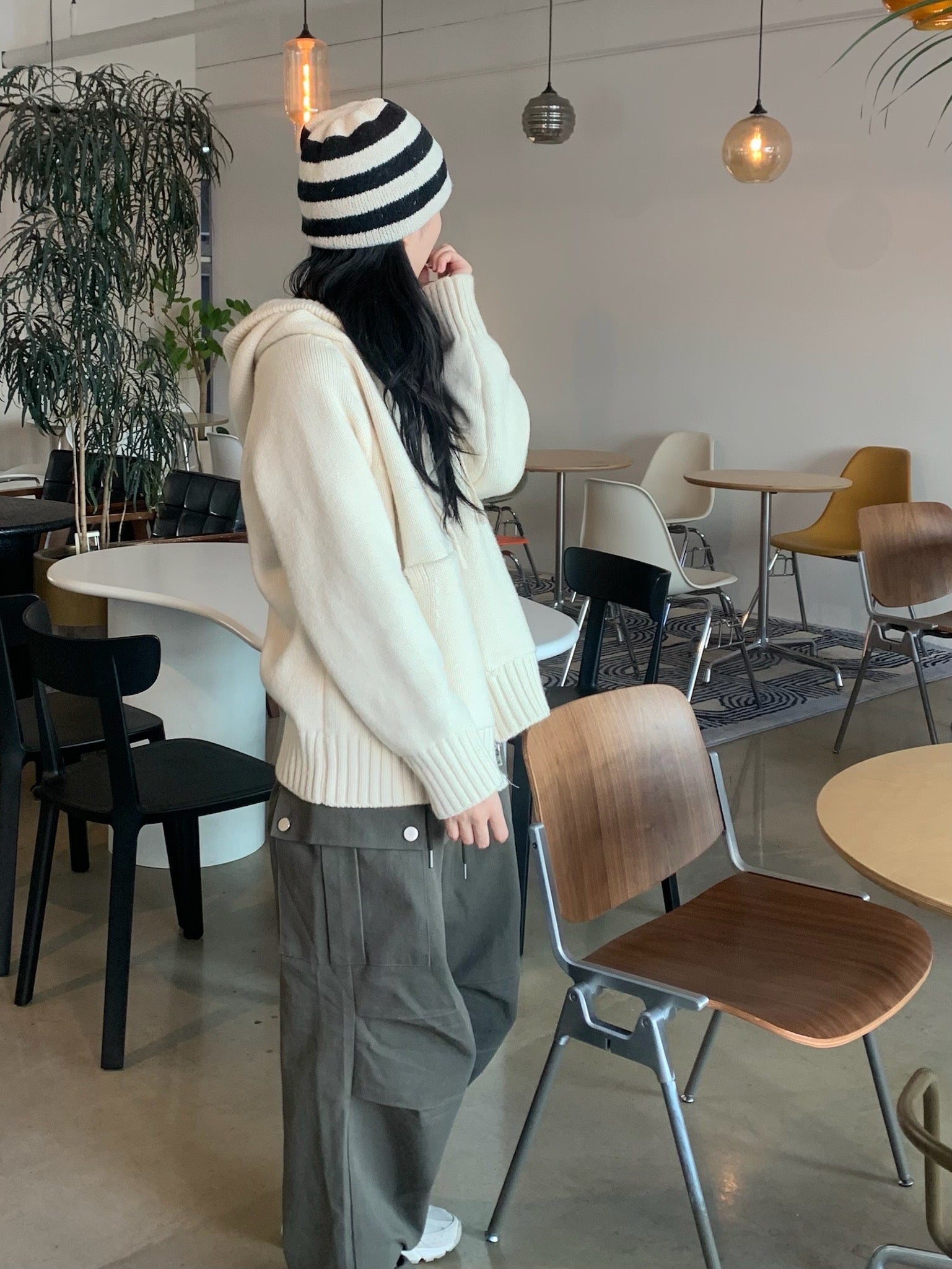 Casual Knit Hooded Zip-Up (Ivory/Gray)