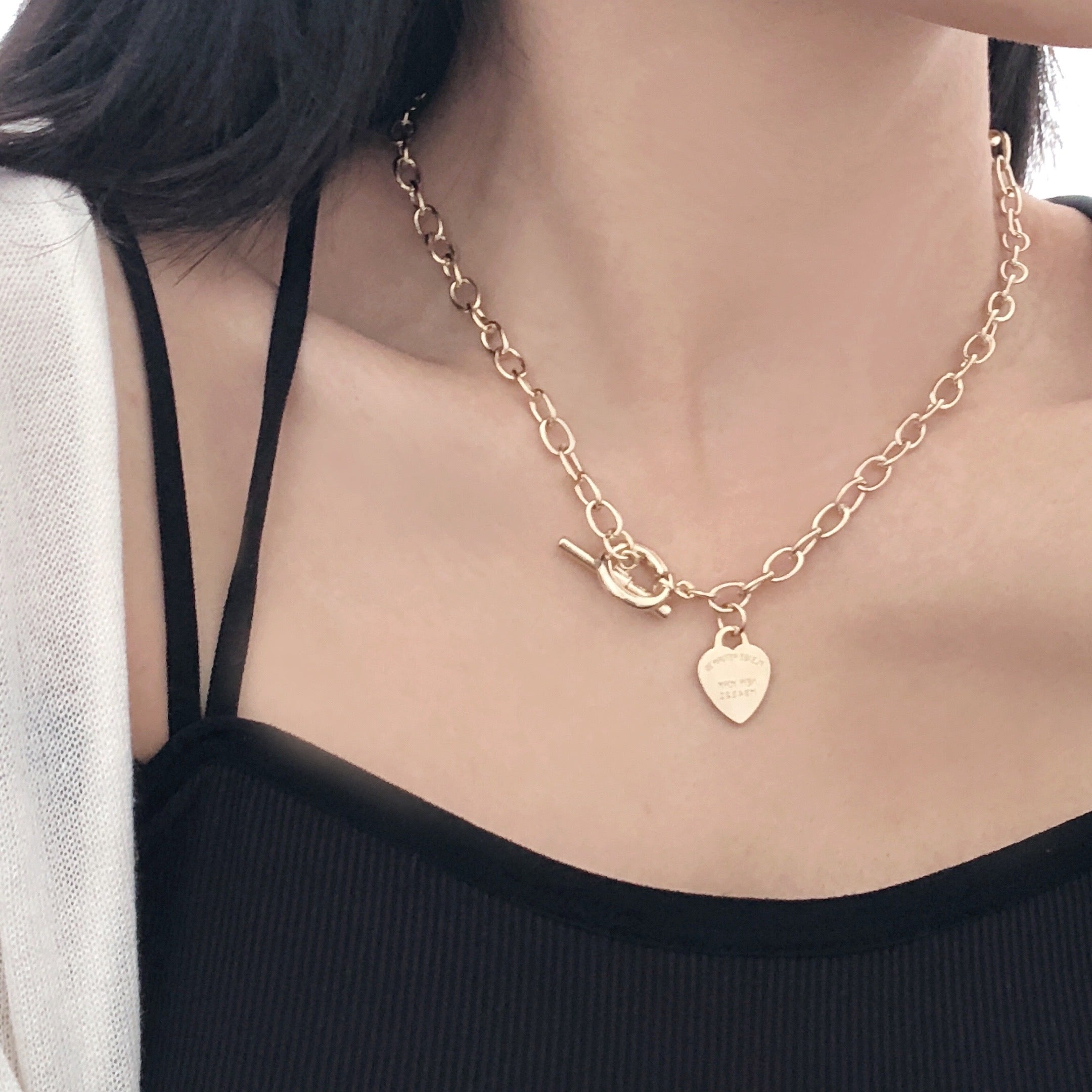 Unique Heart Necklace (2 color)