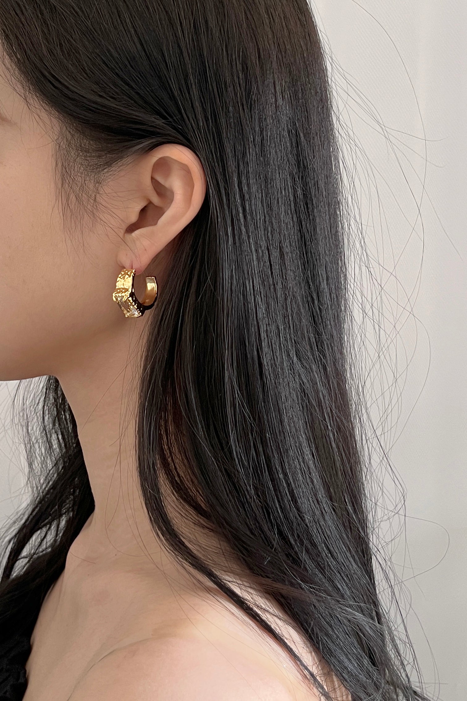 no.1 earring gold