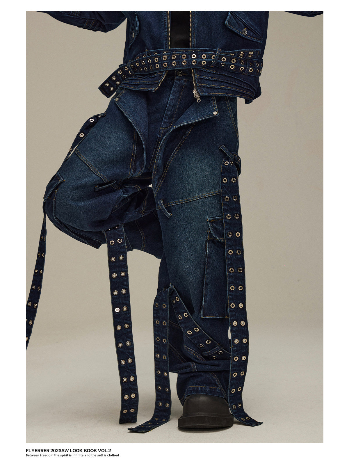 heavy-duty pleated stitching hardware drape jeans