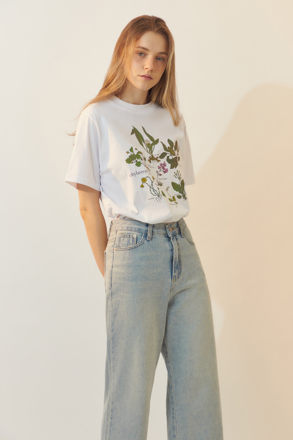 [BREEZE] Botanical Garden T-Shirts_WHITE (CTD1)