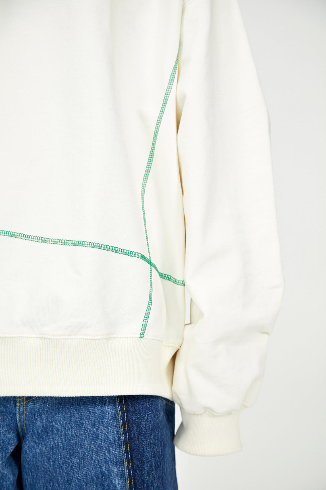 IDEN needlepoint sweatshirts (Cream)