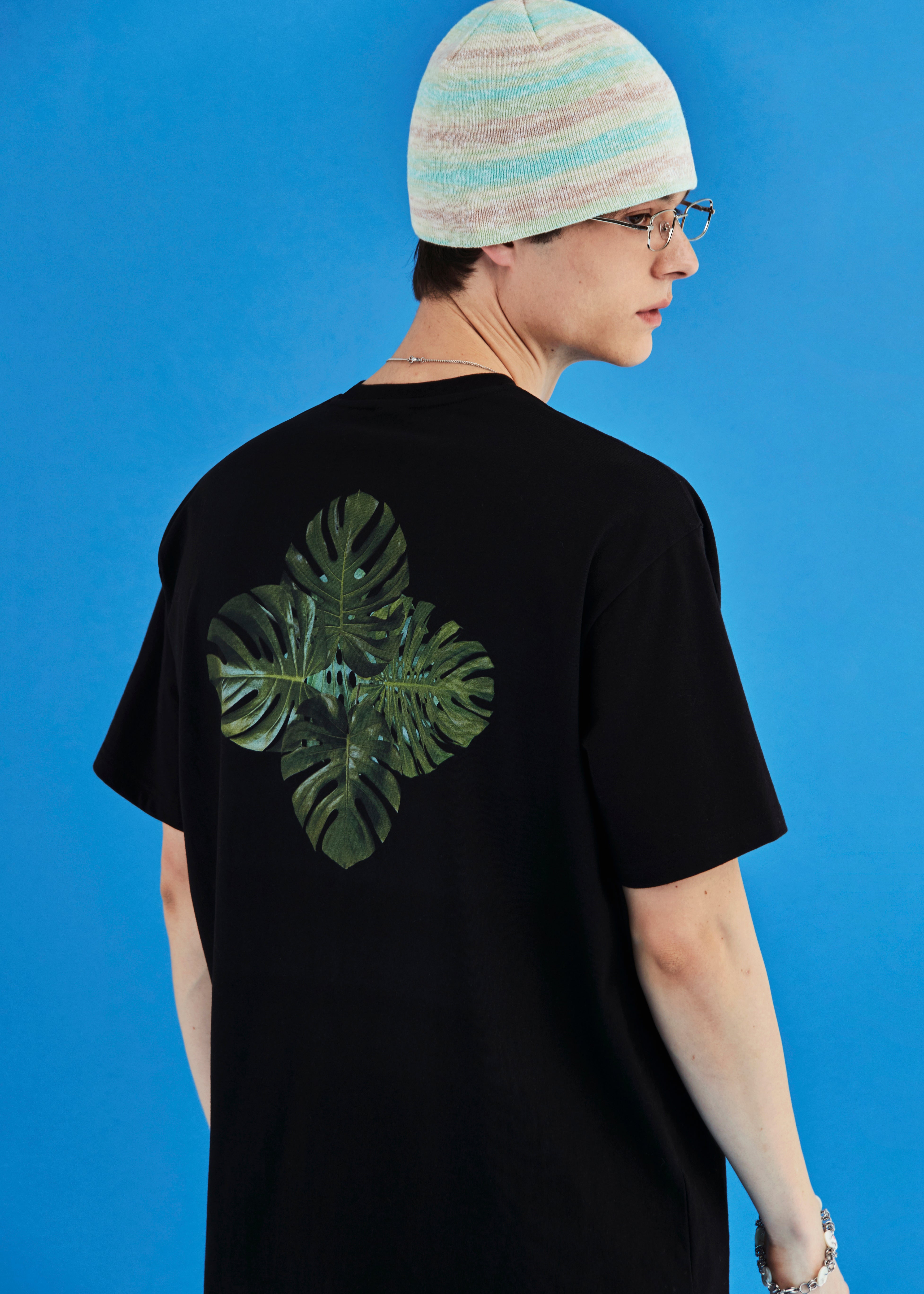 LOGO LEAF T SHIRT / BLACK