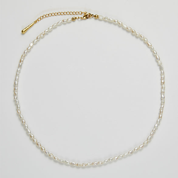 essential oval pearl necklace