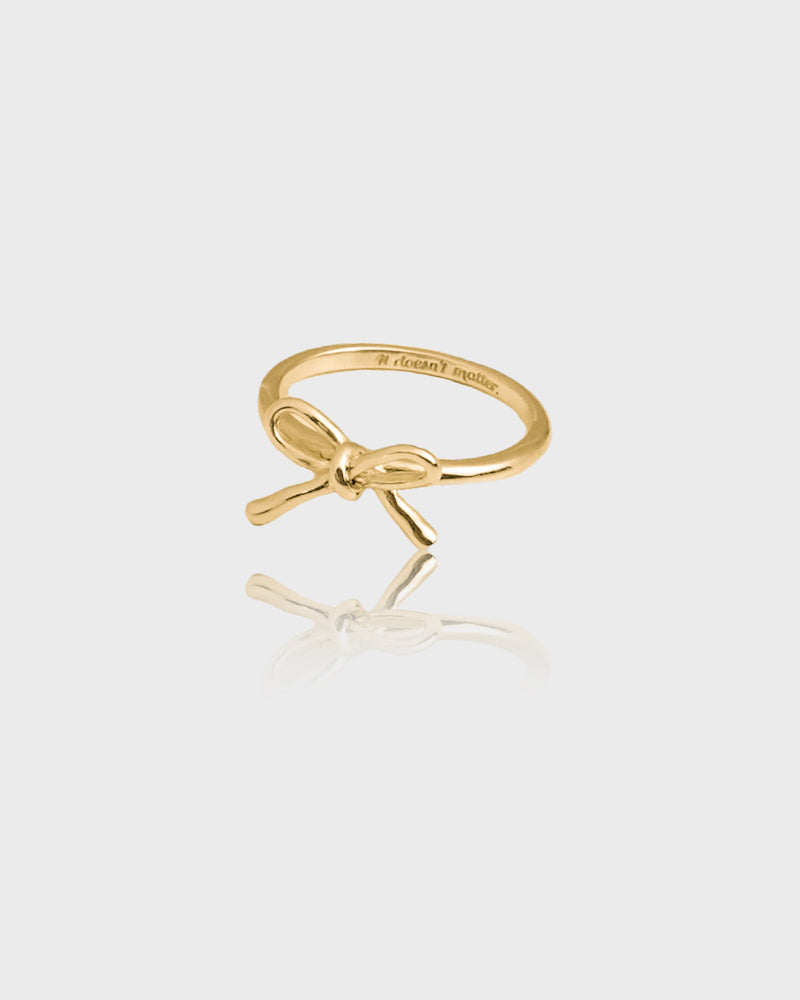 Teeny ribbon ring (Gold) 