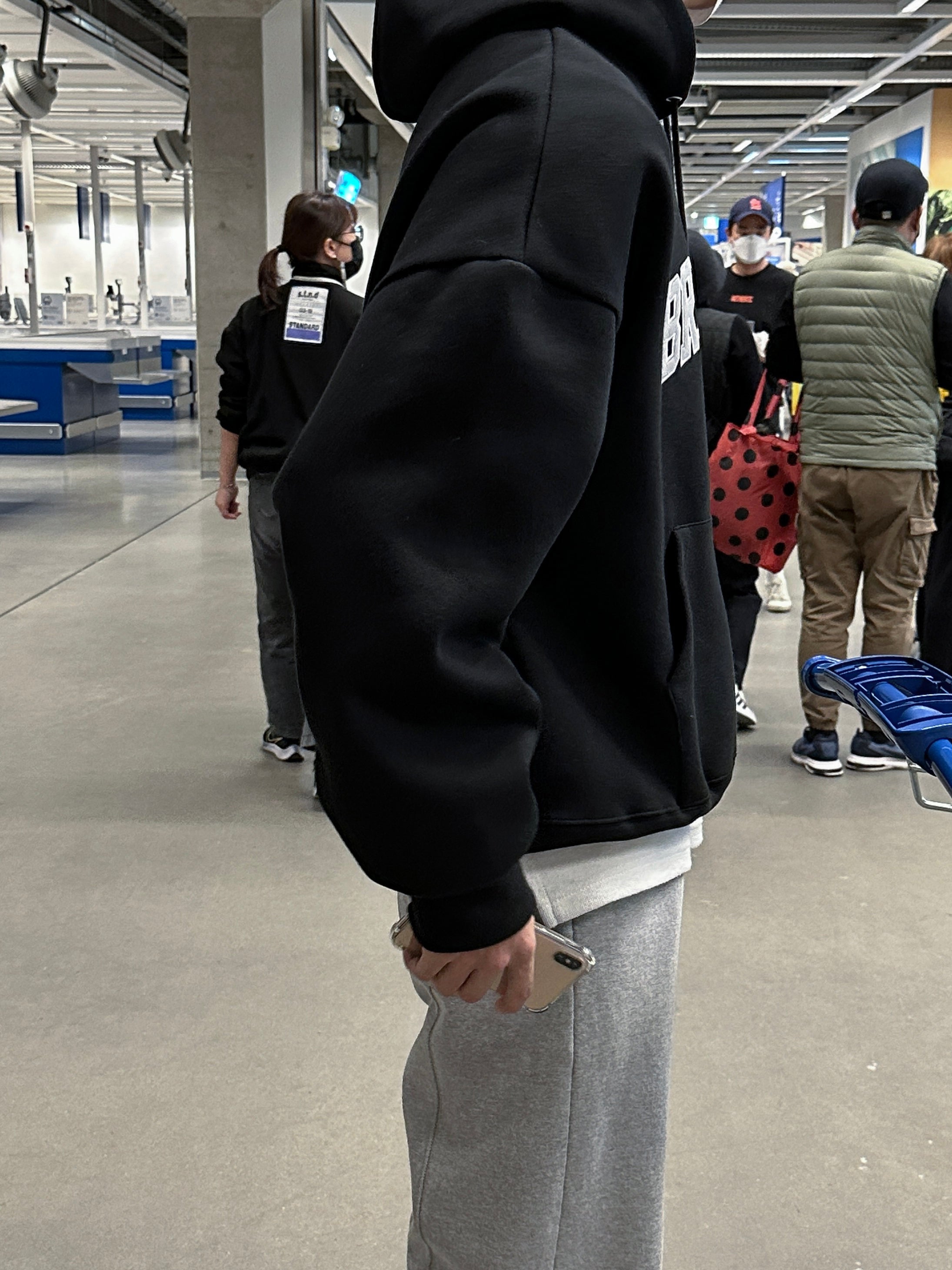 Oversized-fit Brooklyn Hoodie (3 colors)