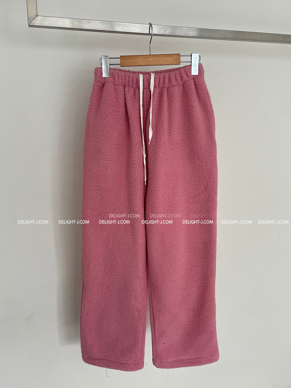 soft wool string jogger wide pants