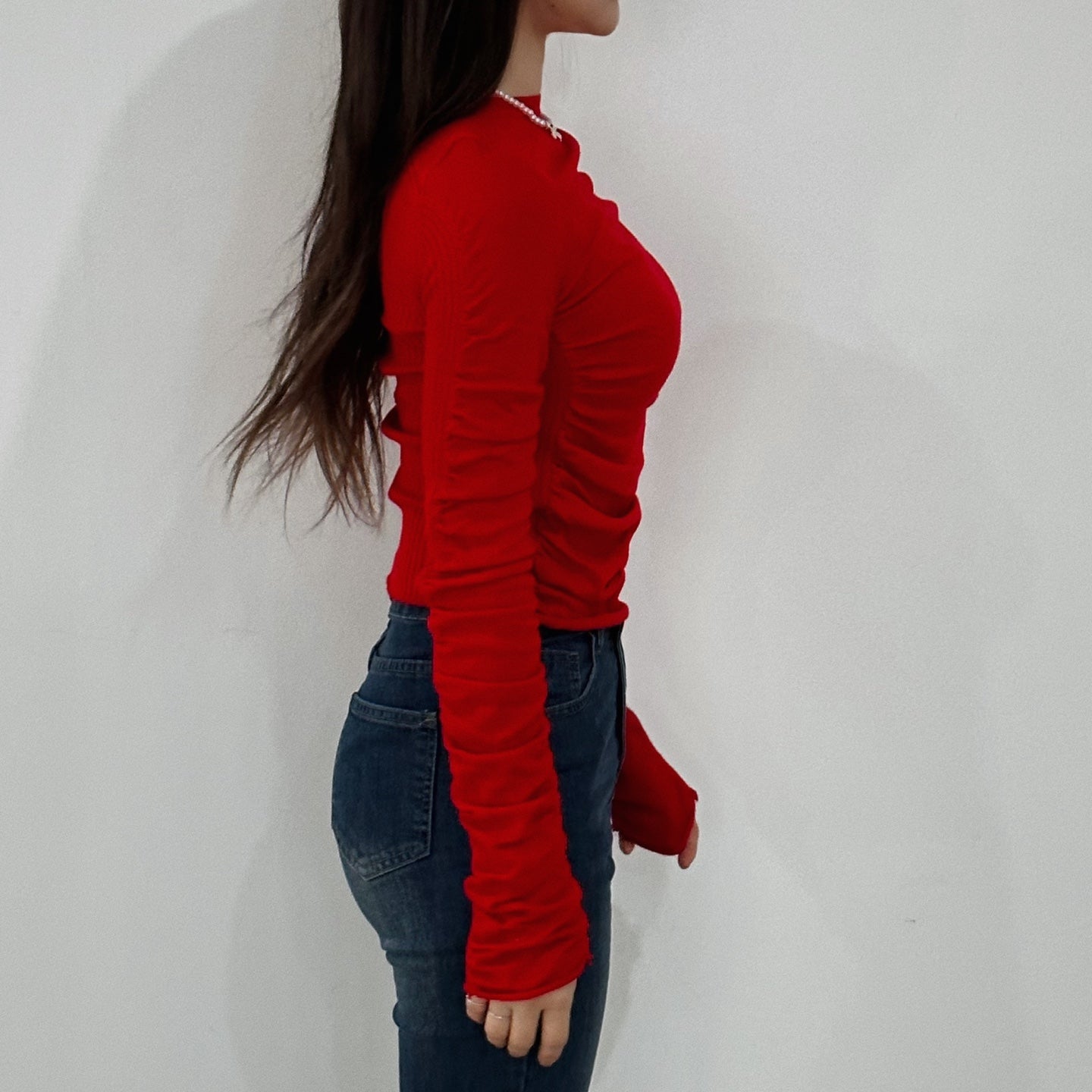 Apple red shirring long sleeve knit