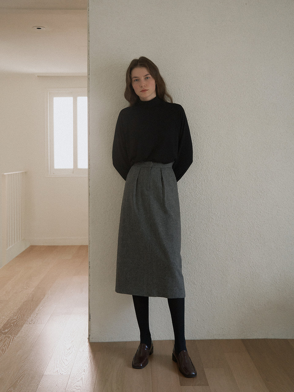 Plain wool skirt