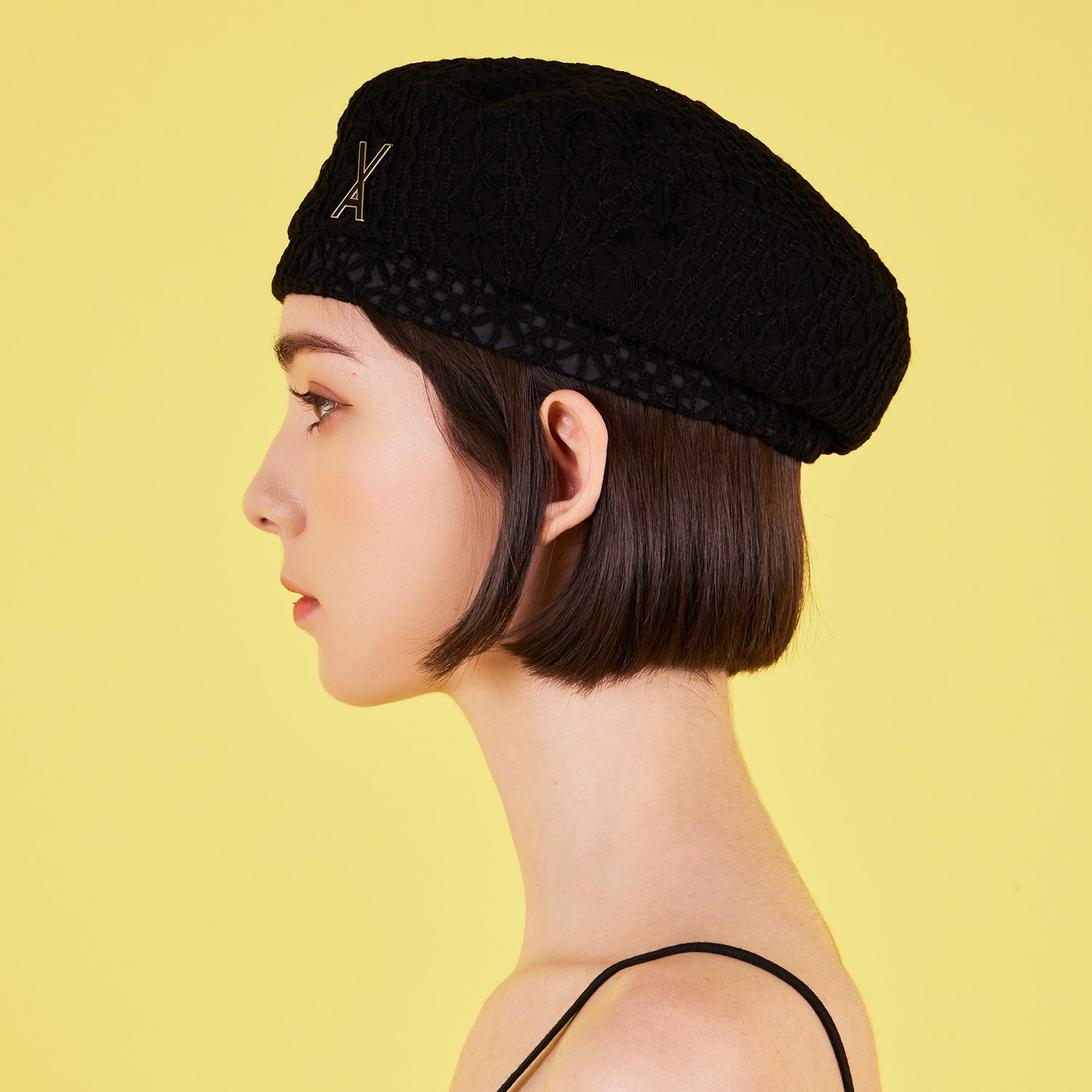 Epoxy Stud See Through Beret Black