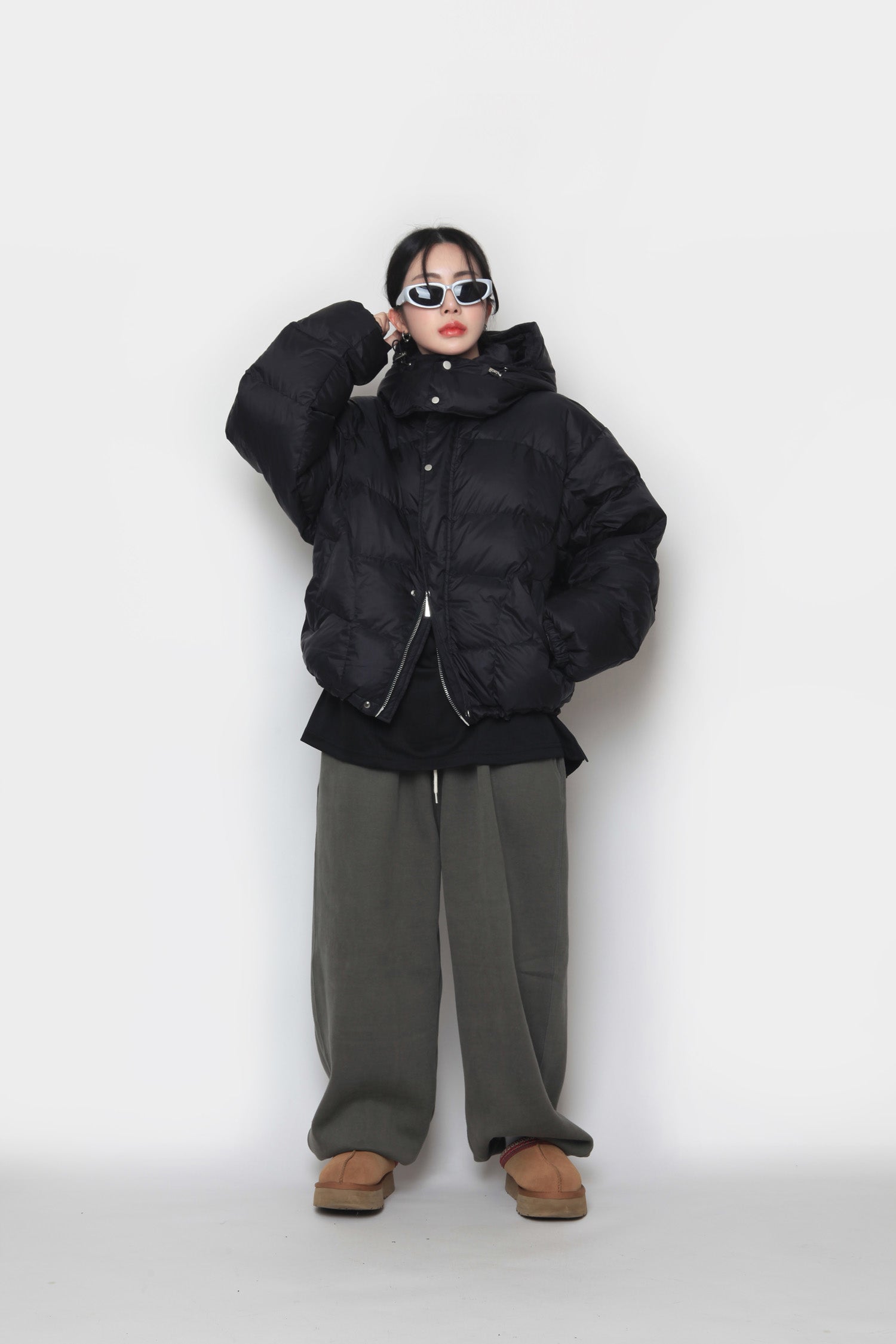 Minimal cropped hooded padded jacket