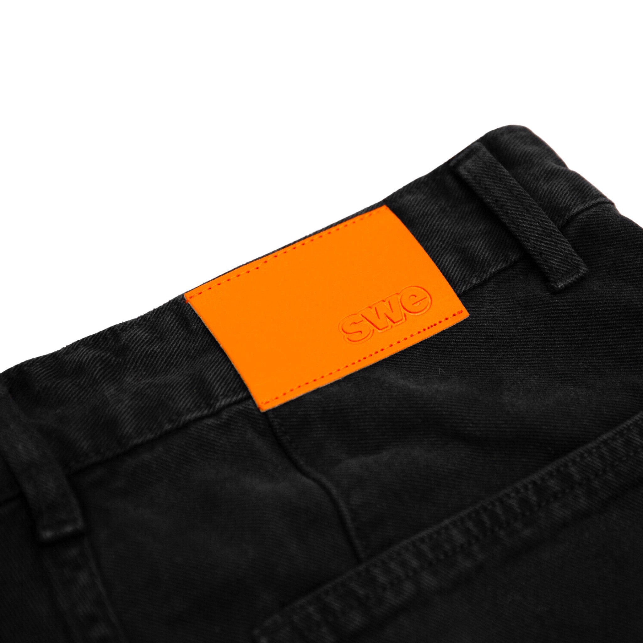 CARGO JEANS - BLACK