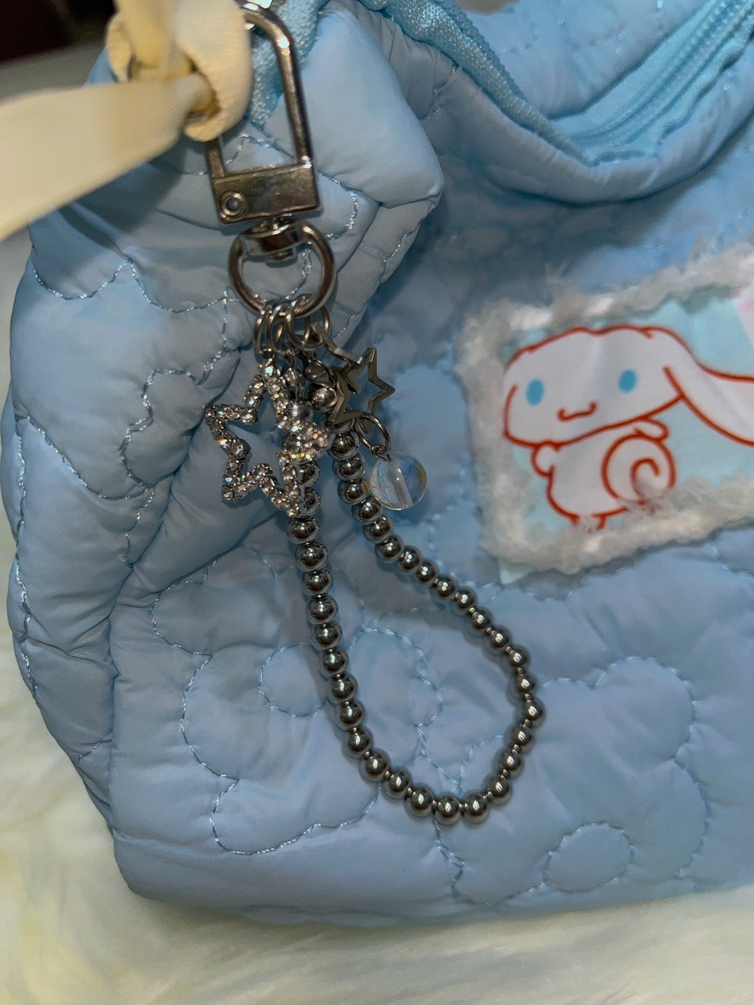 Silver star ball keychain