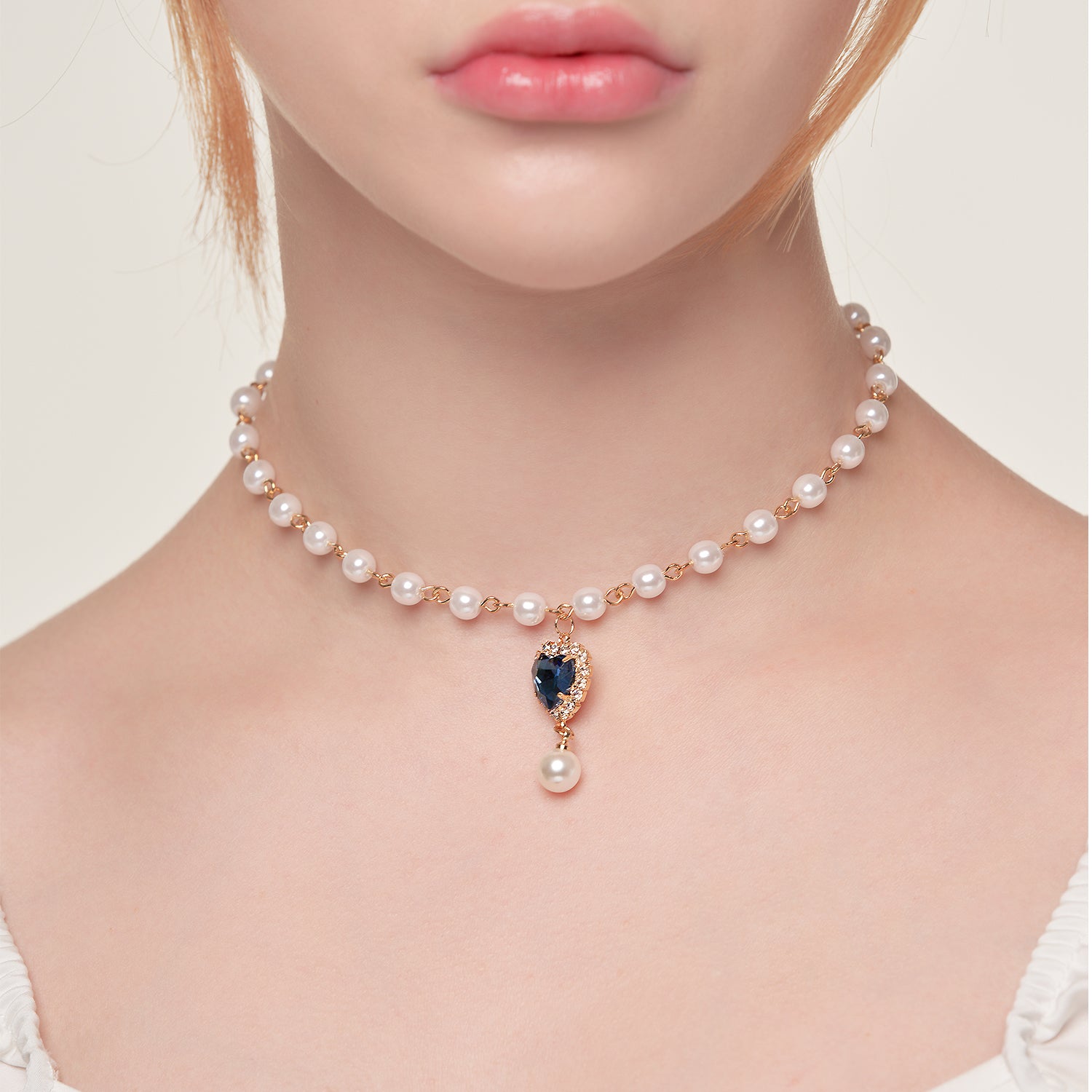 SAPPHIRE HEART NECKLACE