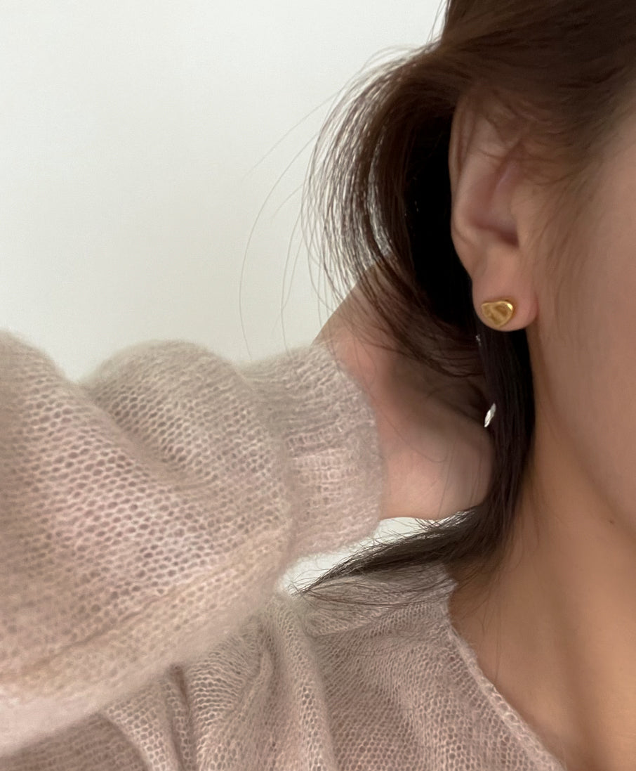 nut earring