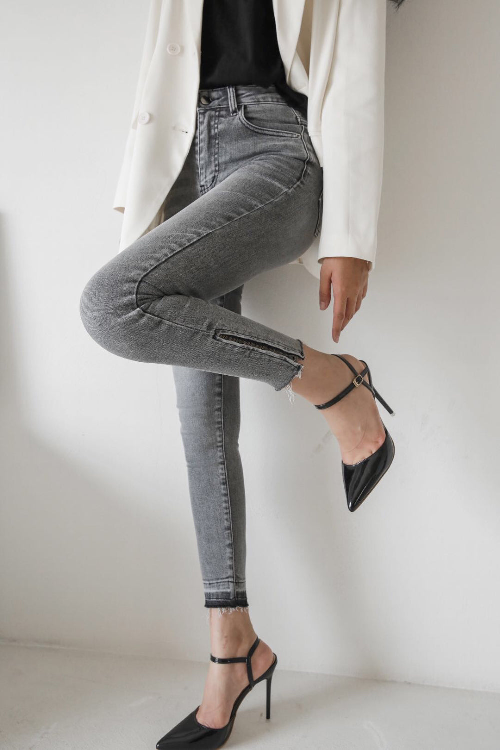 GRAY SKINNY JEAN [6860]