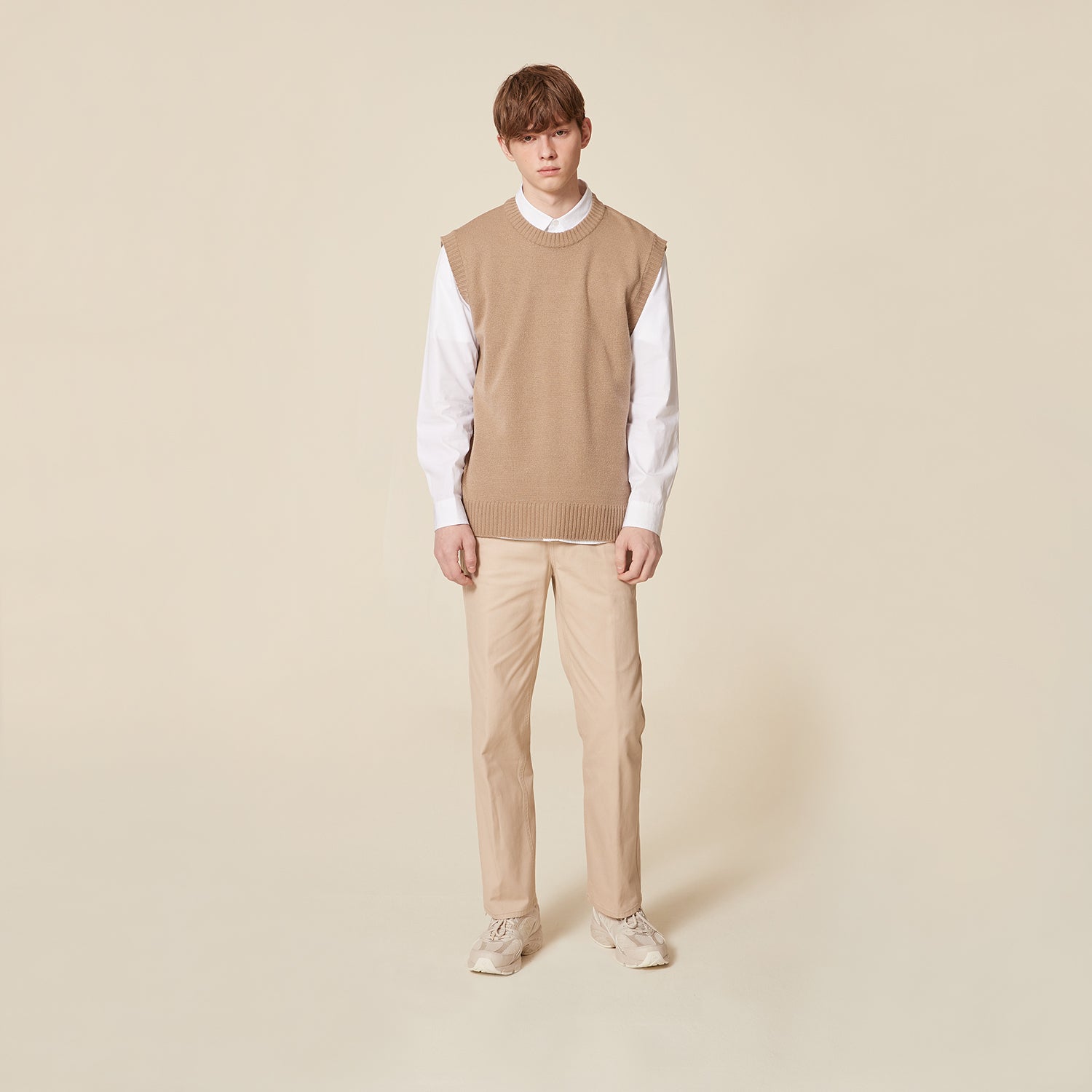 ROUND NECK KNIT VEST_MOCHA