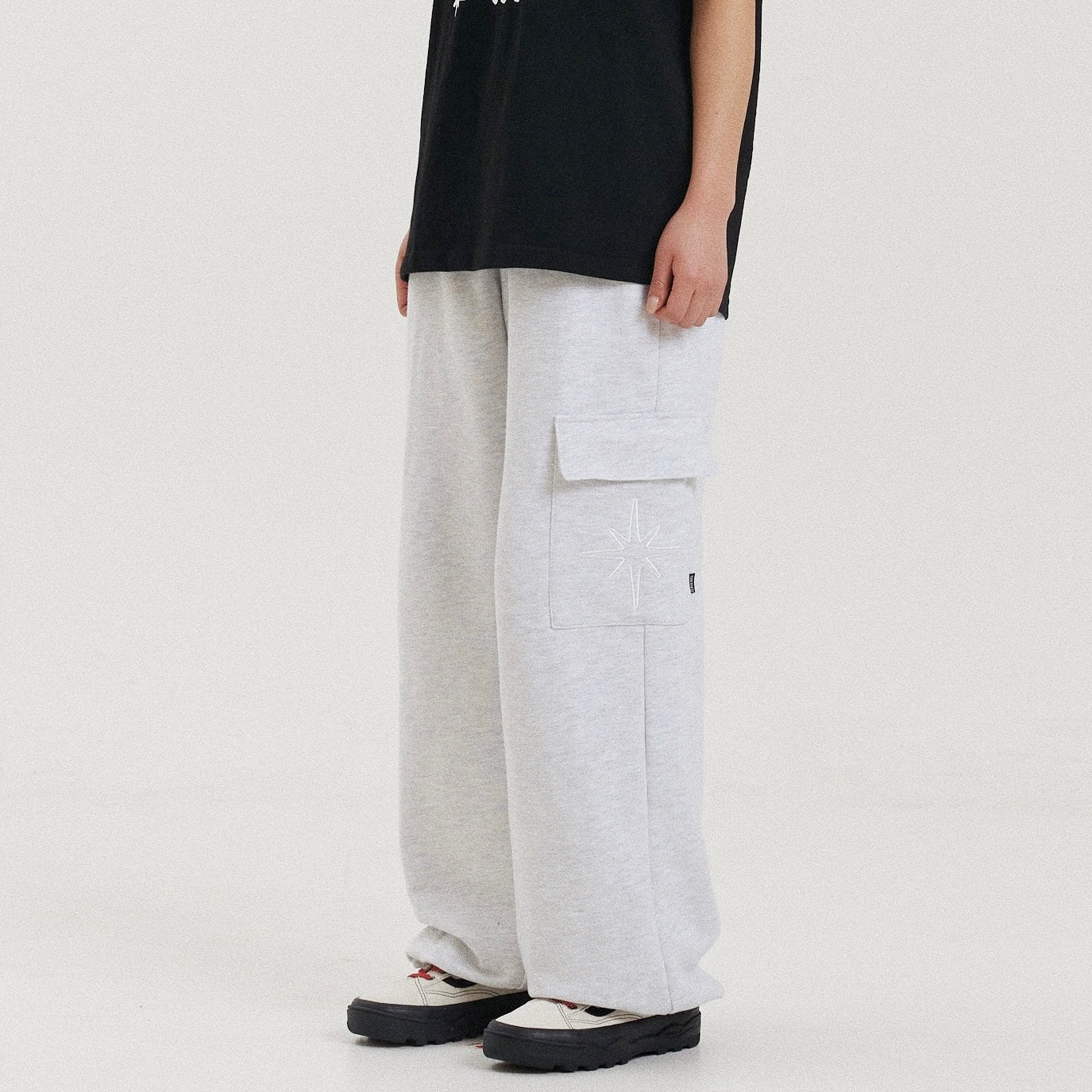 FAVICON CARGO JOGGER PANTS WHITE MELANGE