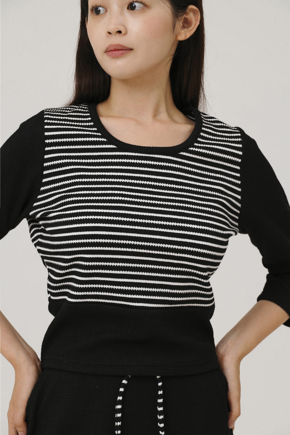 STRIPE VARIATION TOP (2color)