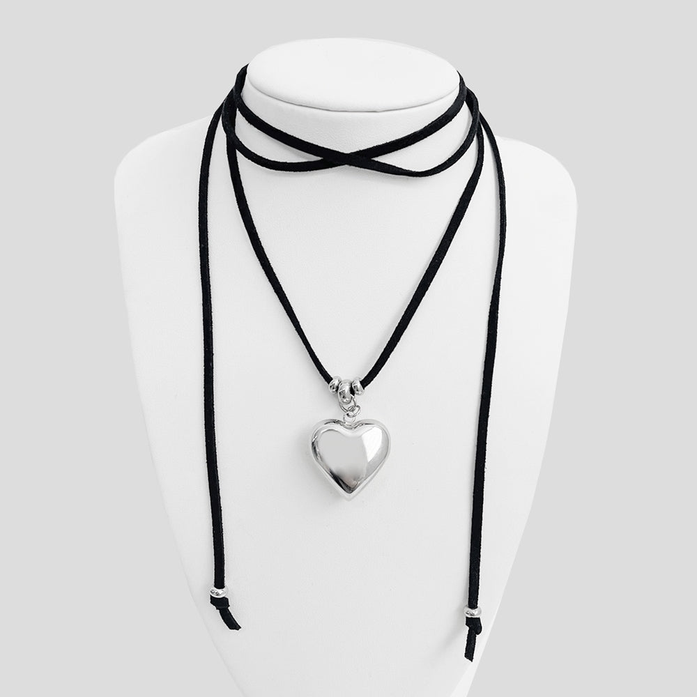Rosia silver heart necklace
