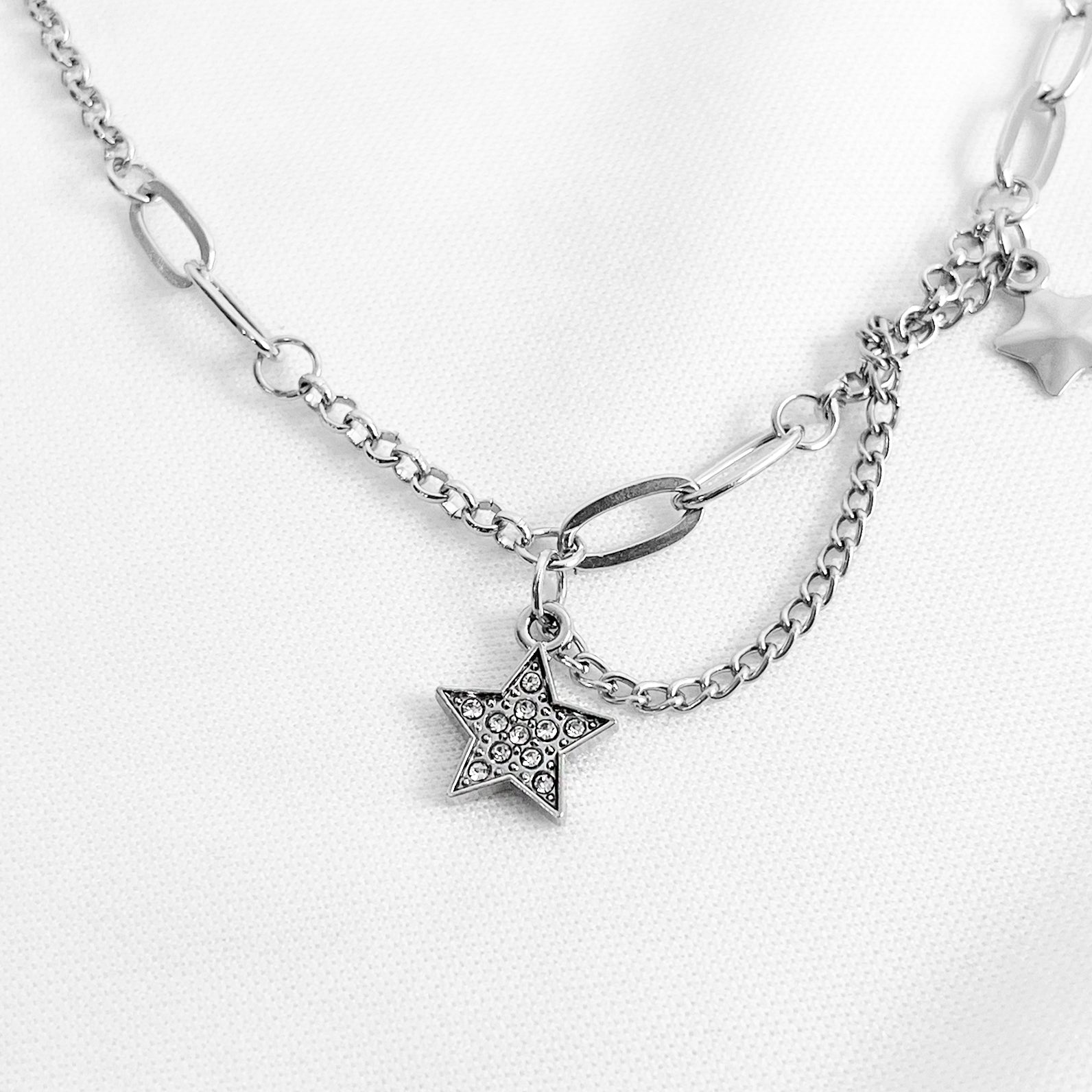 Landjet Star Chain Necklace