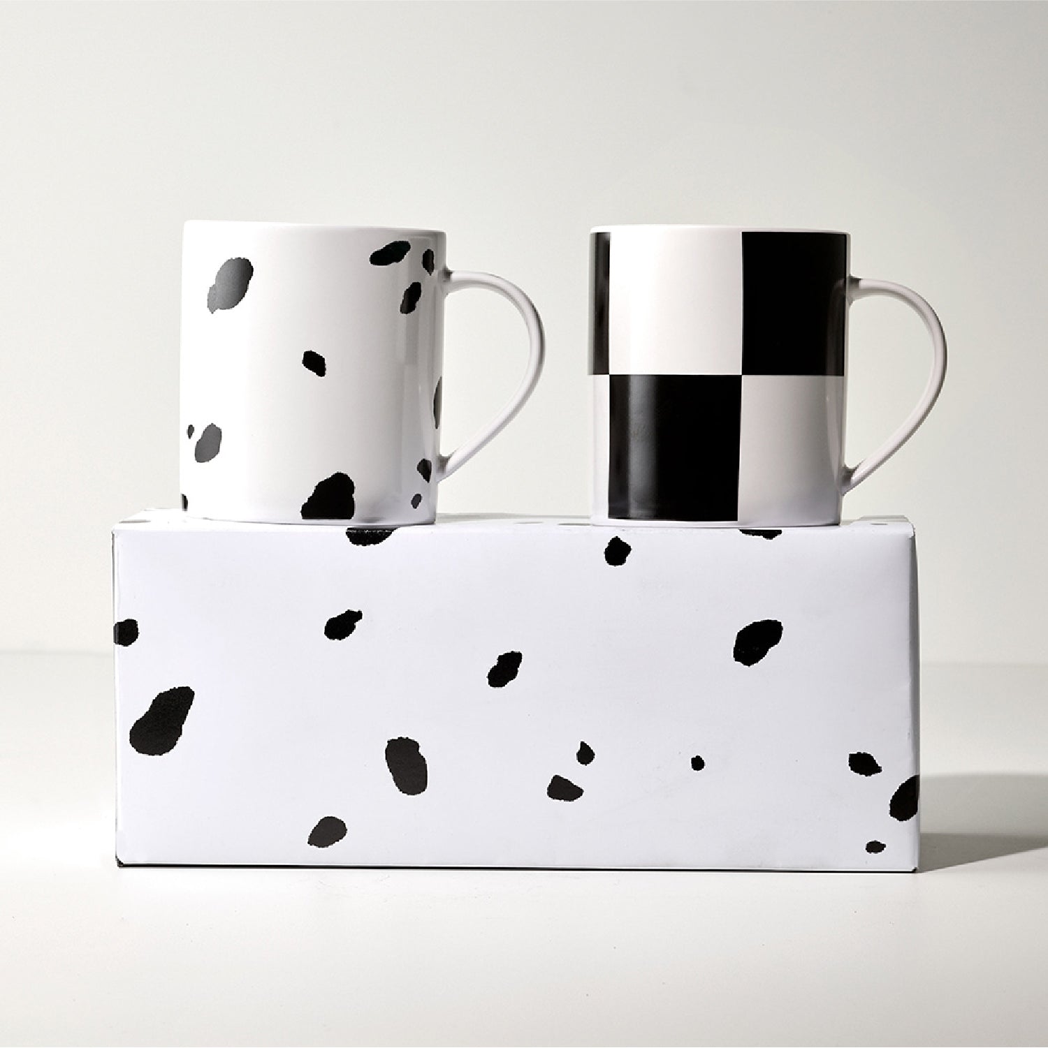 Mug 2PCS Set - mick cow + big checkerboard