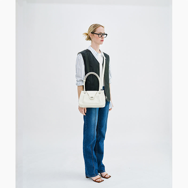 Pao Long Handle Bag Off White