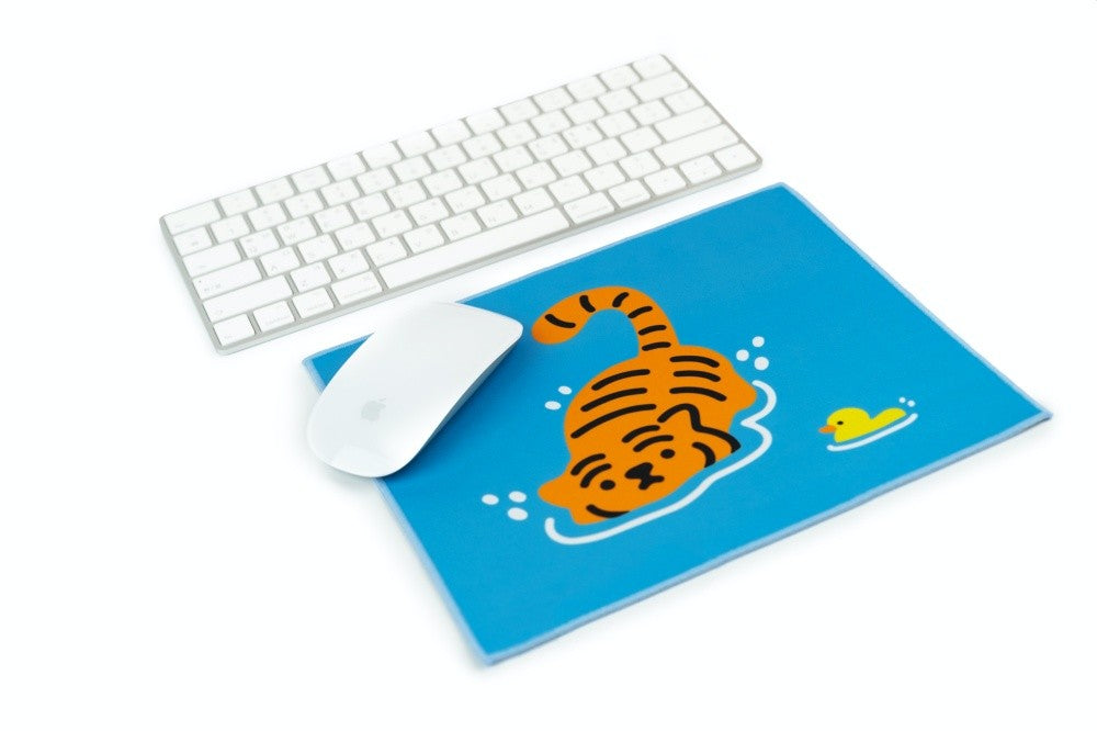 COOL TIGER MOUSE PAD