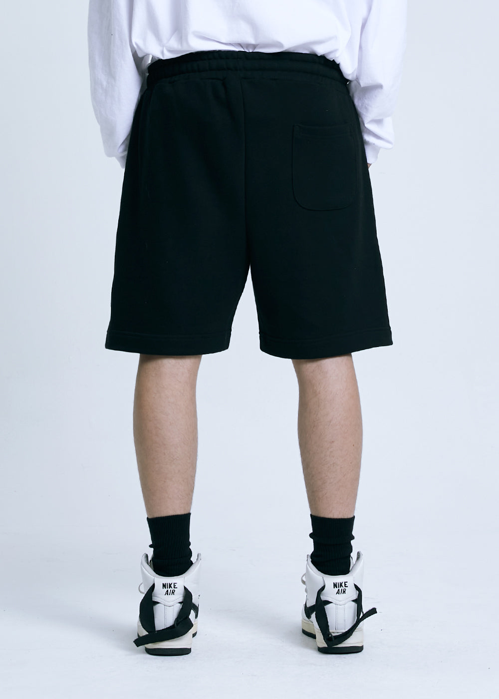 EMBLEM EMBROIDERRY SWEAT SHORTS_BLACK