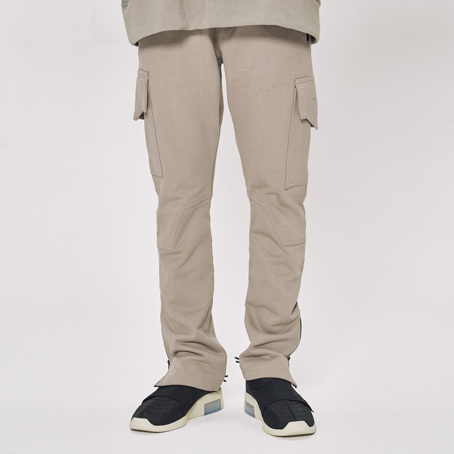 Slim Cargo Sweat Pants