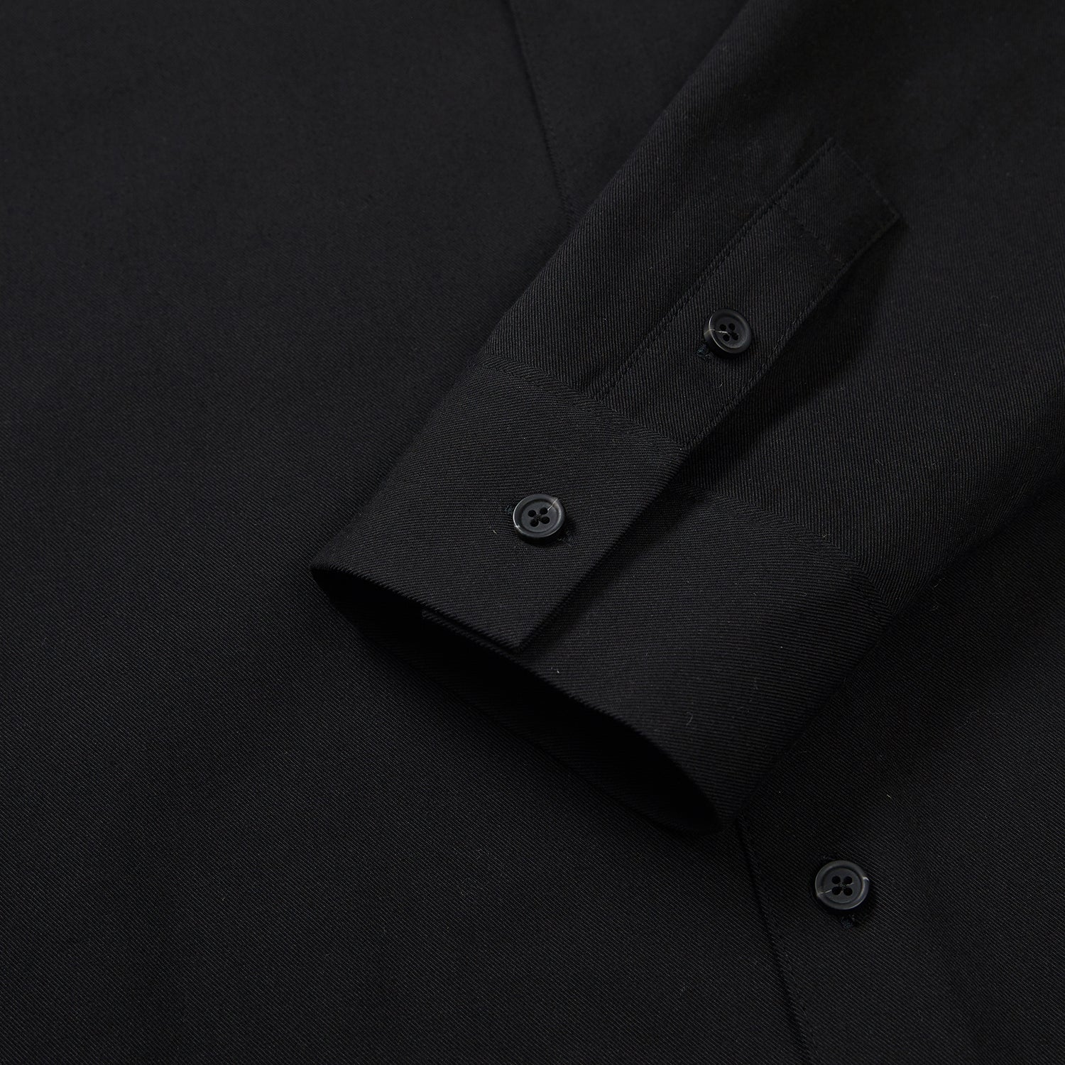 ソリッドオーバーフィットロングスリーブシャツ / Solid Overfit Long sleeve shirt [BLACK]