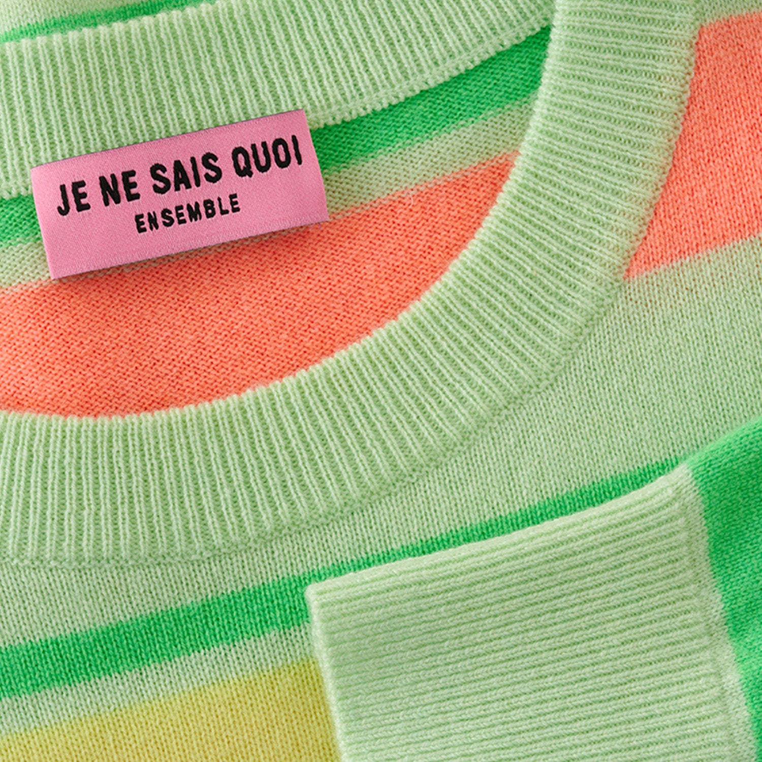 STRIPE SHORT PULLOVER_NEON MINT