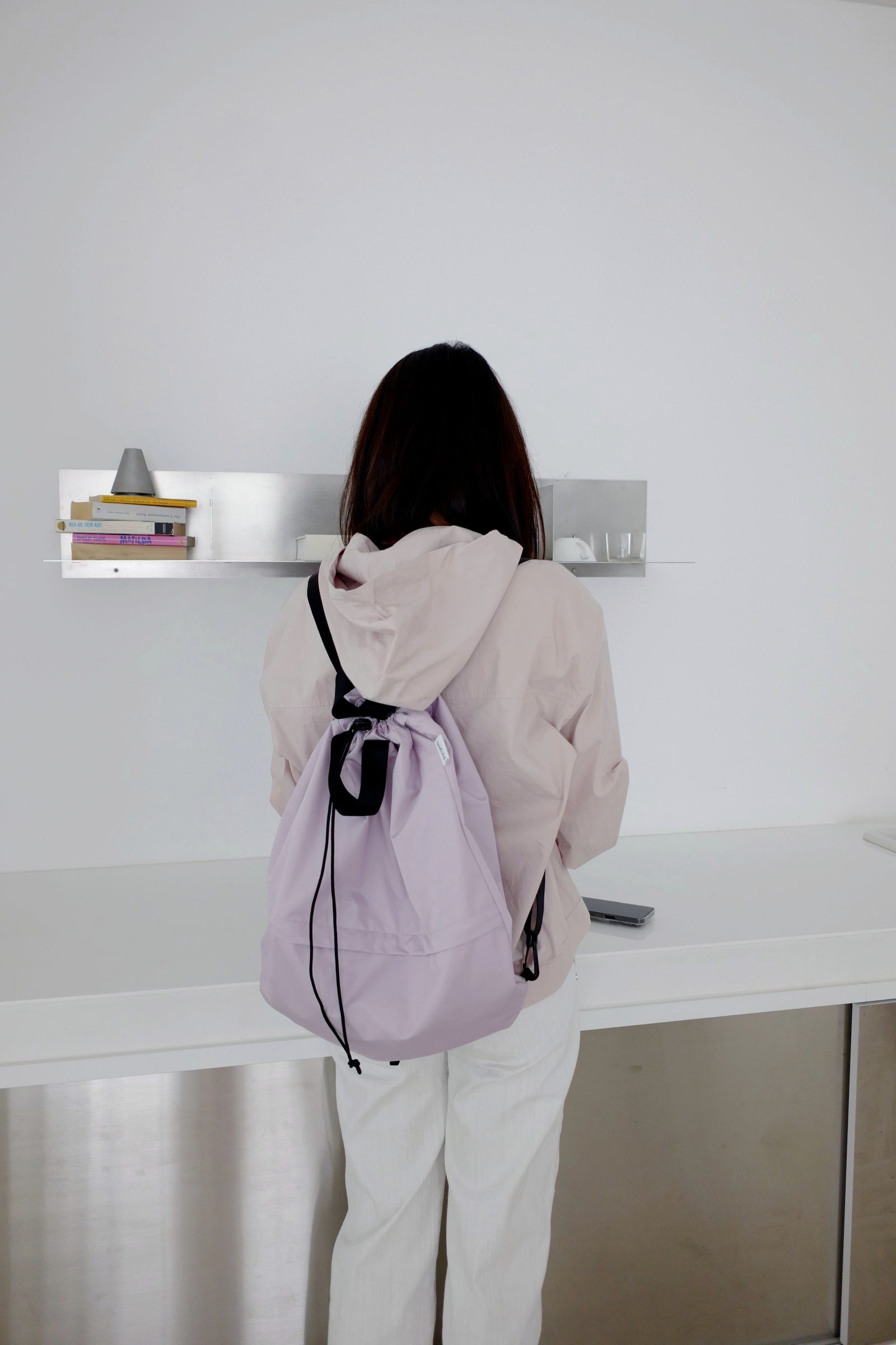 String backpack (light lavender)