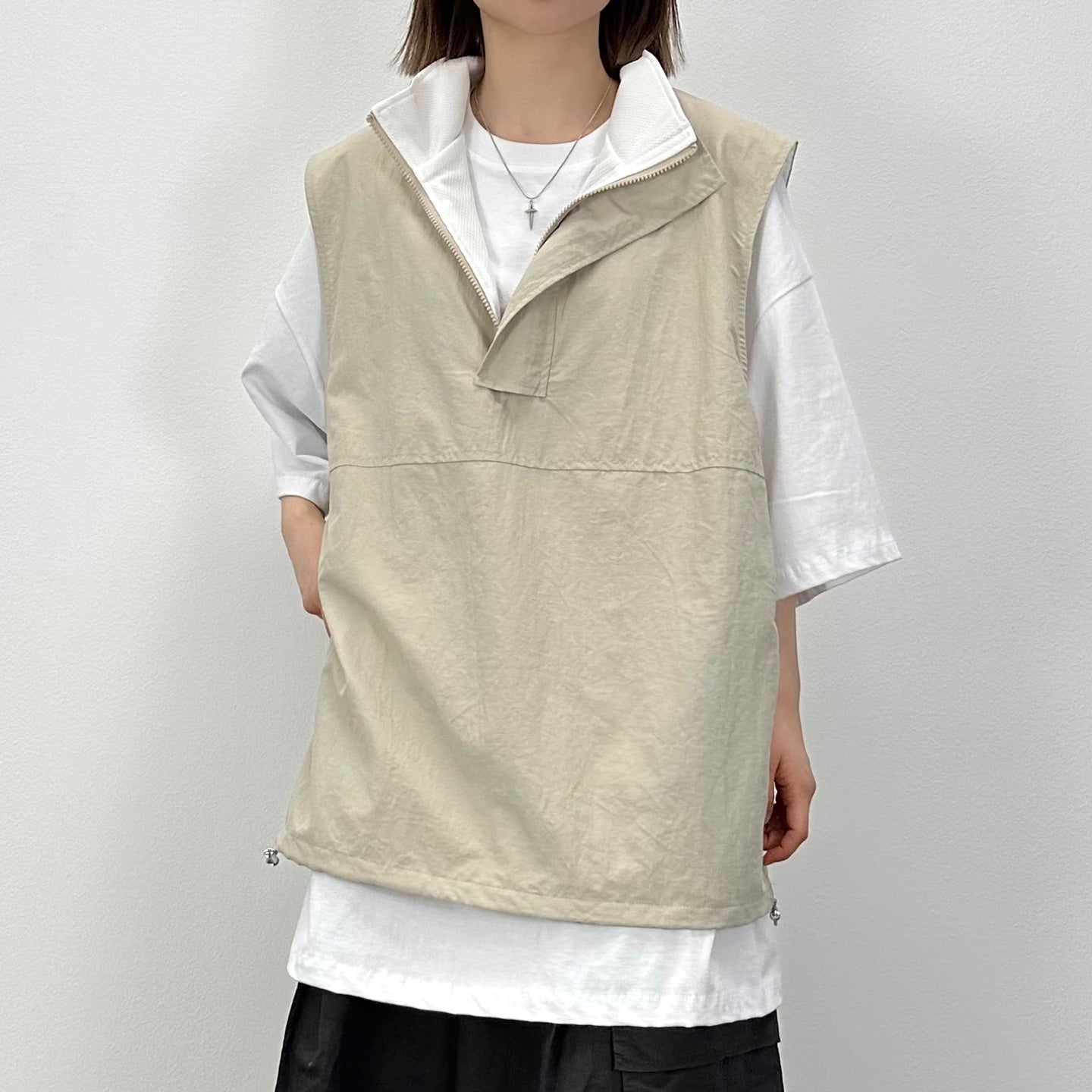 Mesh anorak Sleeveless