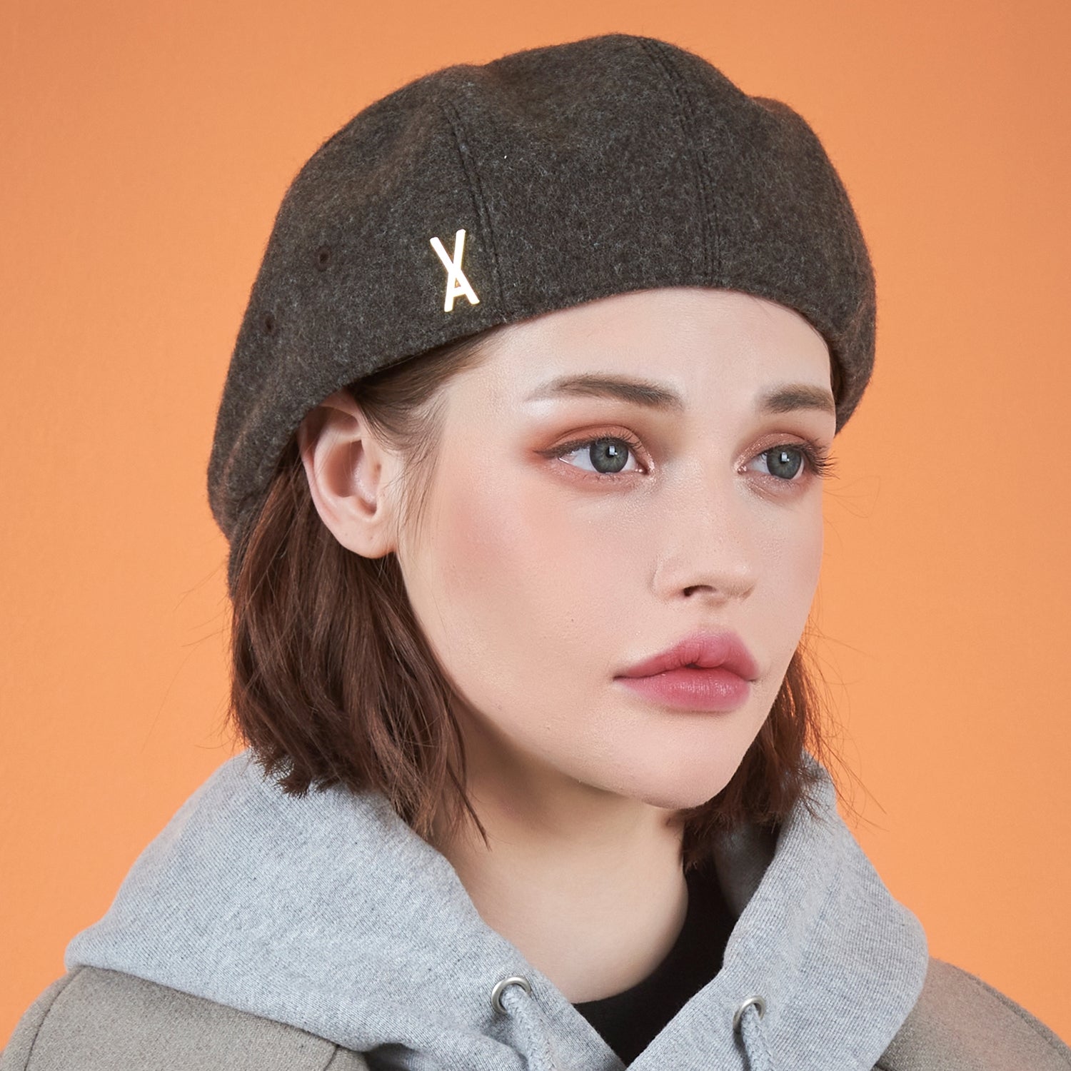 Stud Logo Retro Wool Beret Brown