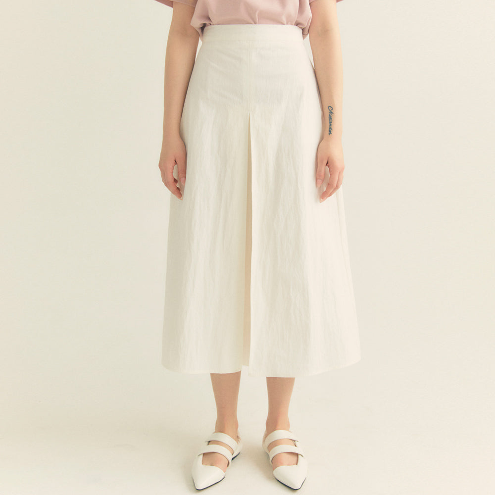 Cotton Pleats A-Line Long Skirt (Ivory)