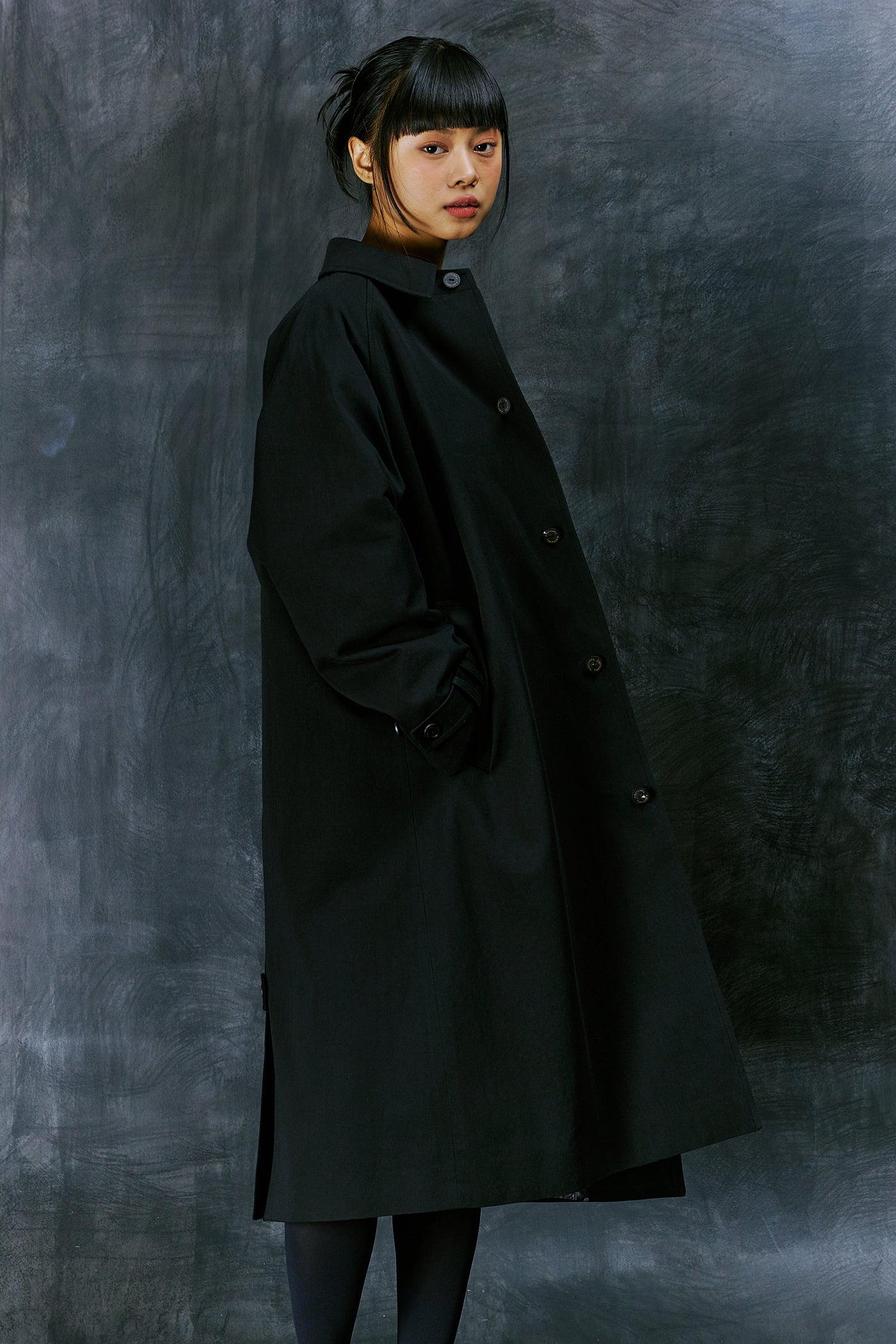 EARTH COTTON BALMACAAN COAT (Black)