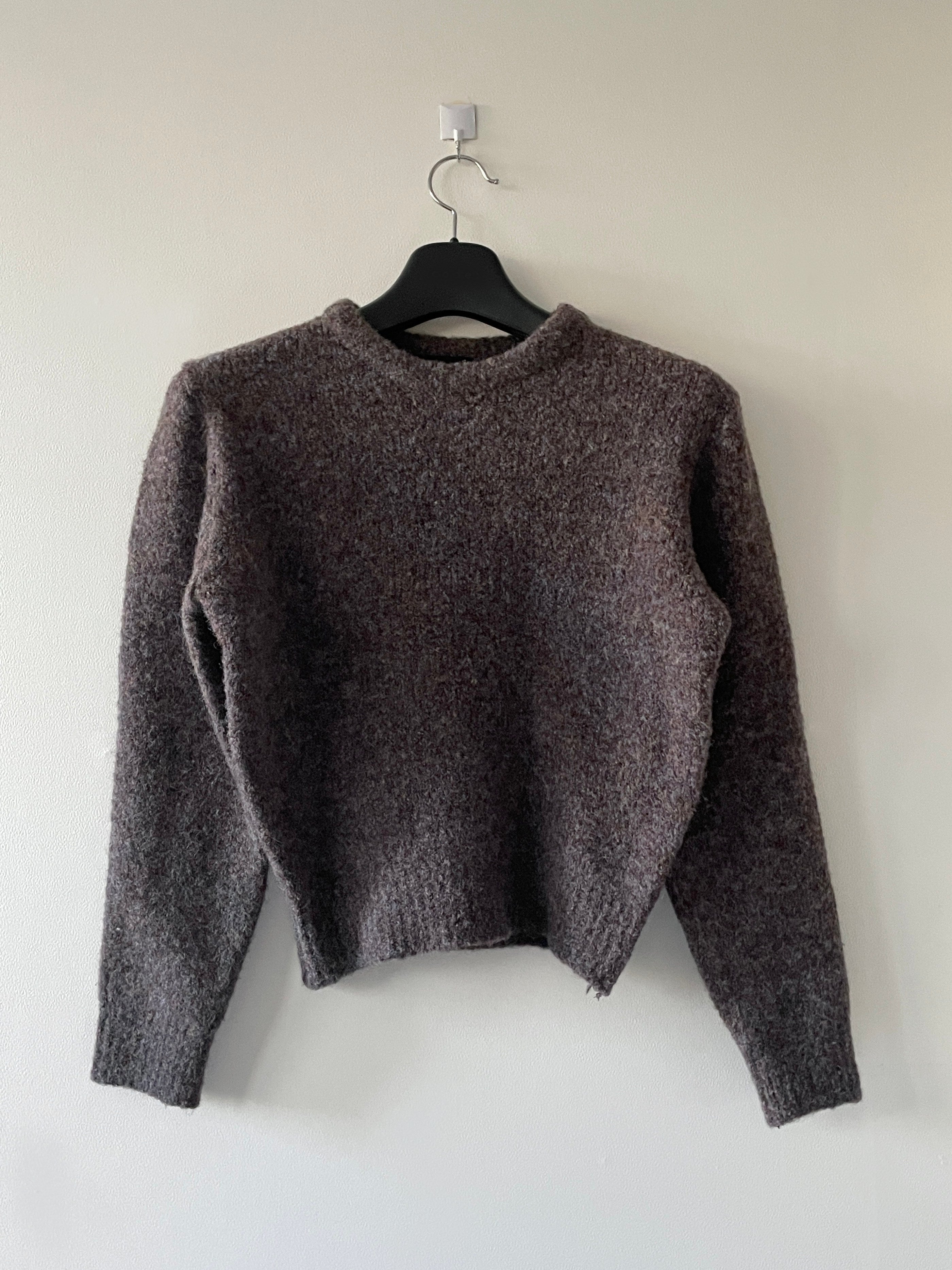 Mixed haul knitwear