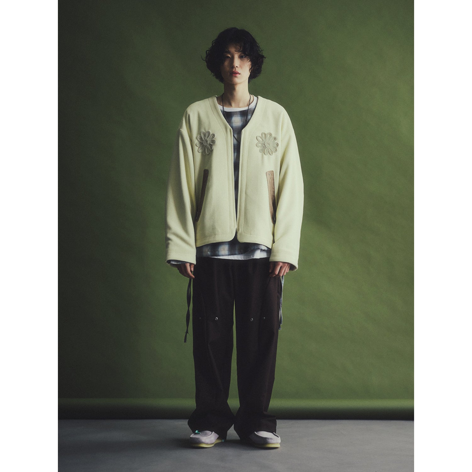 V-LOW HAND EMBROIDERY JACKET_ECRU