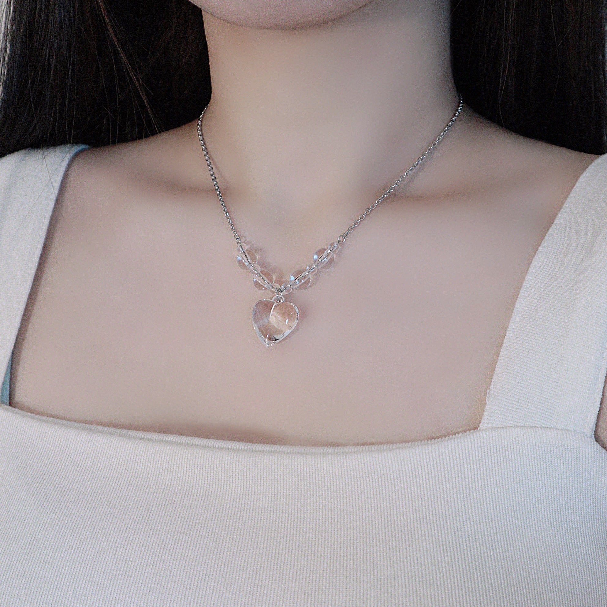 transparent heart bead necklace