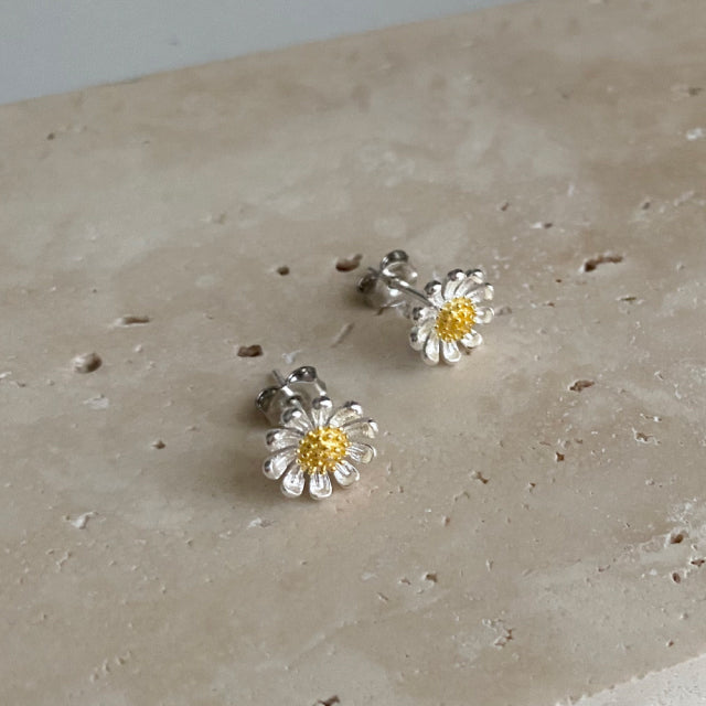 deii Silver 925 Daisy Pastel Flower Point Simple Earrings