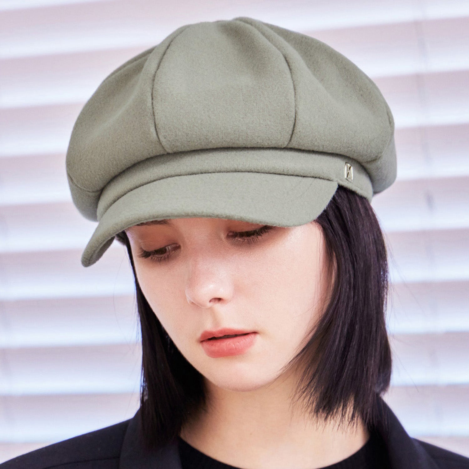 VA Square Stud Wool Newsboy Cap / Green