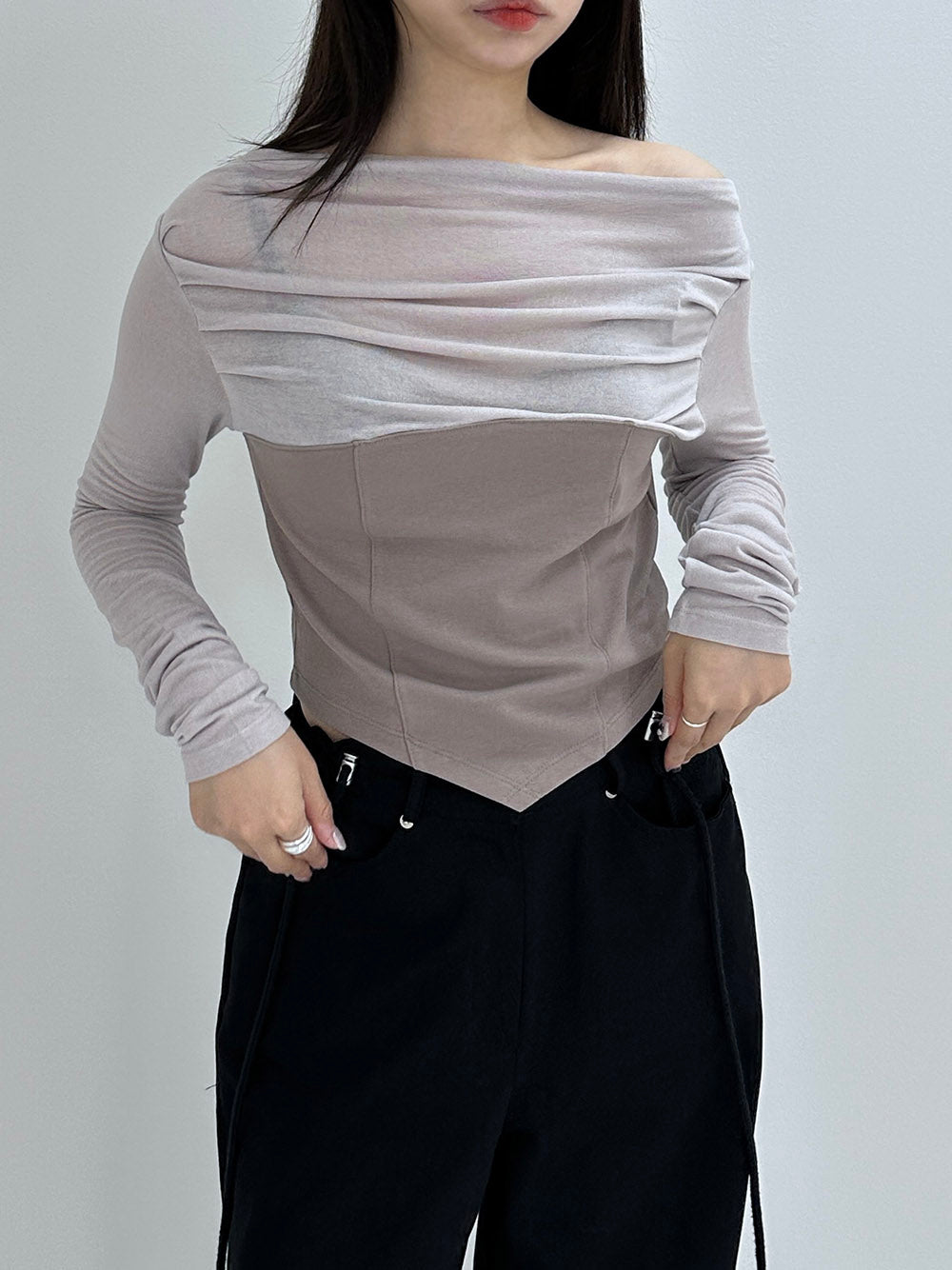 Shirring off shoulder Tee (2color)