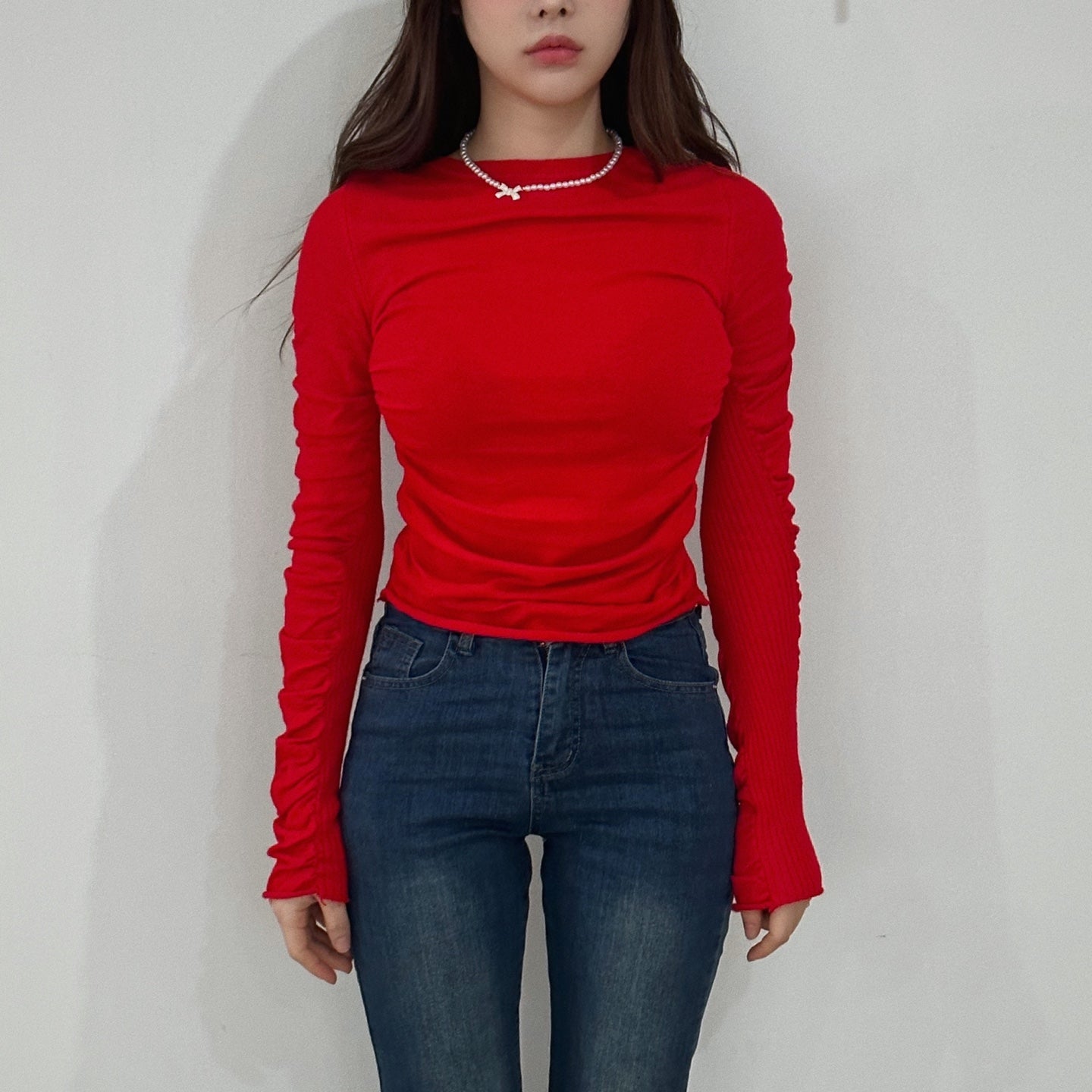 Apple red shirring long sleeve knit