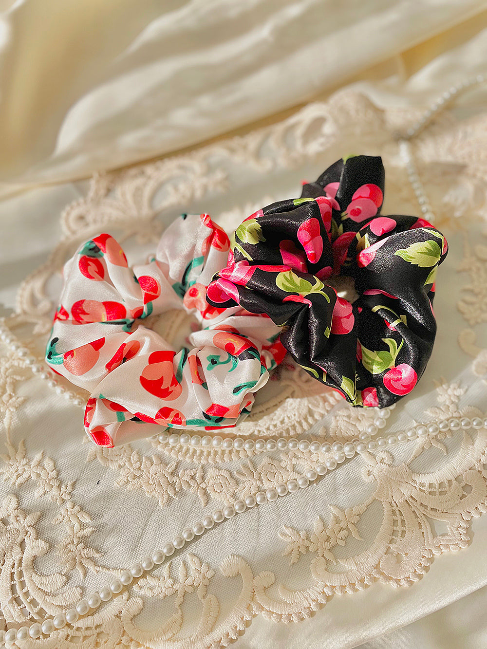 Cherry Printing Satin Hair Scrunchie (2color)