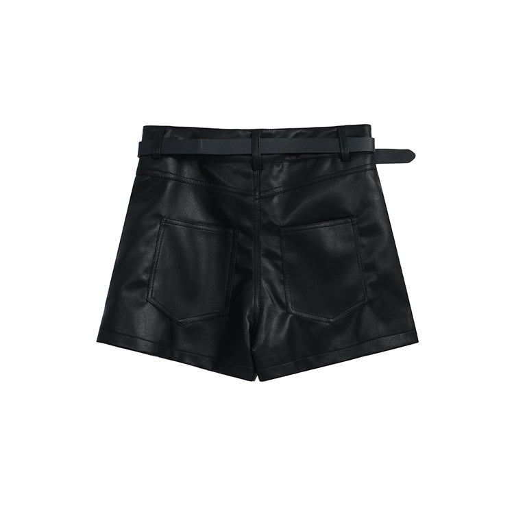 Belted leather short pants skirt