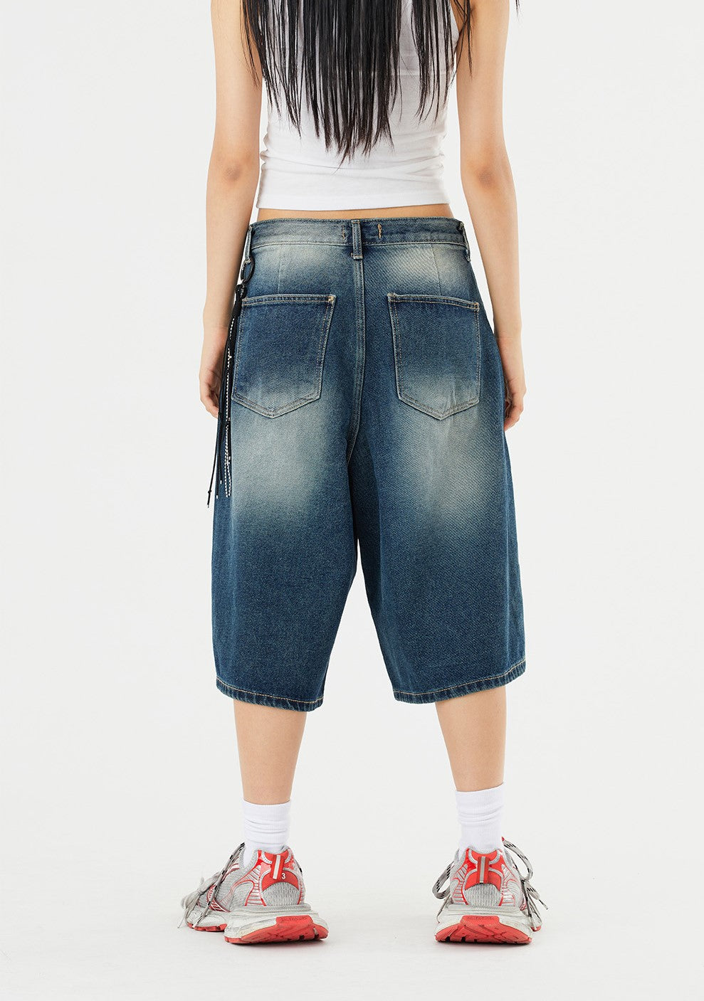 Tin brush washed bermuda denim half pants