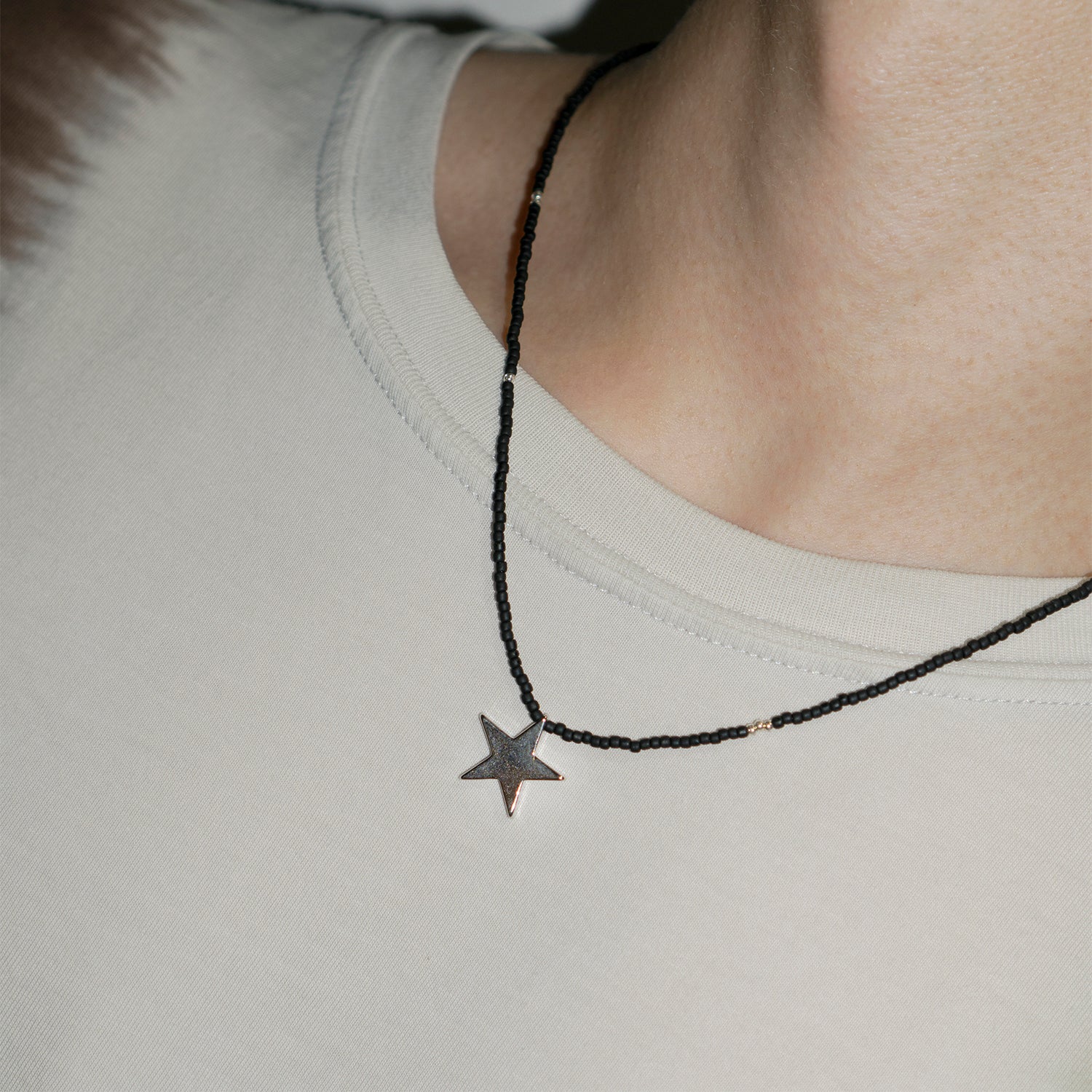 STAR NECKLACE (M)